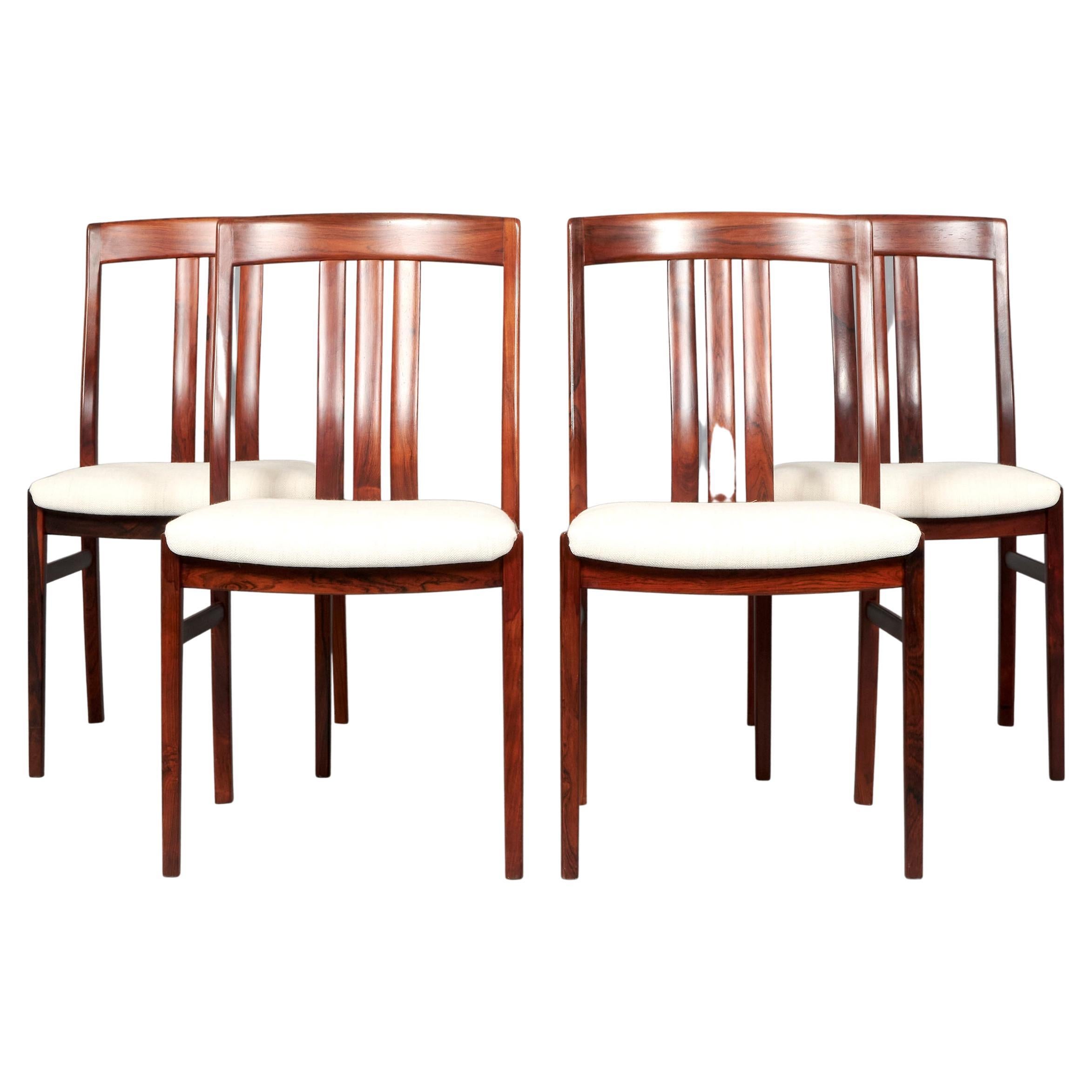 Mid-century modern Rosewood Dining Chairs set For Sale
