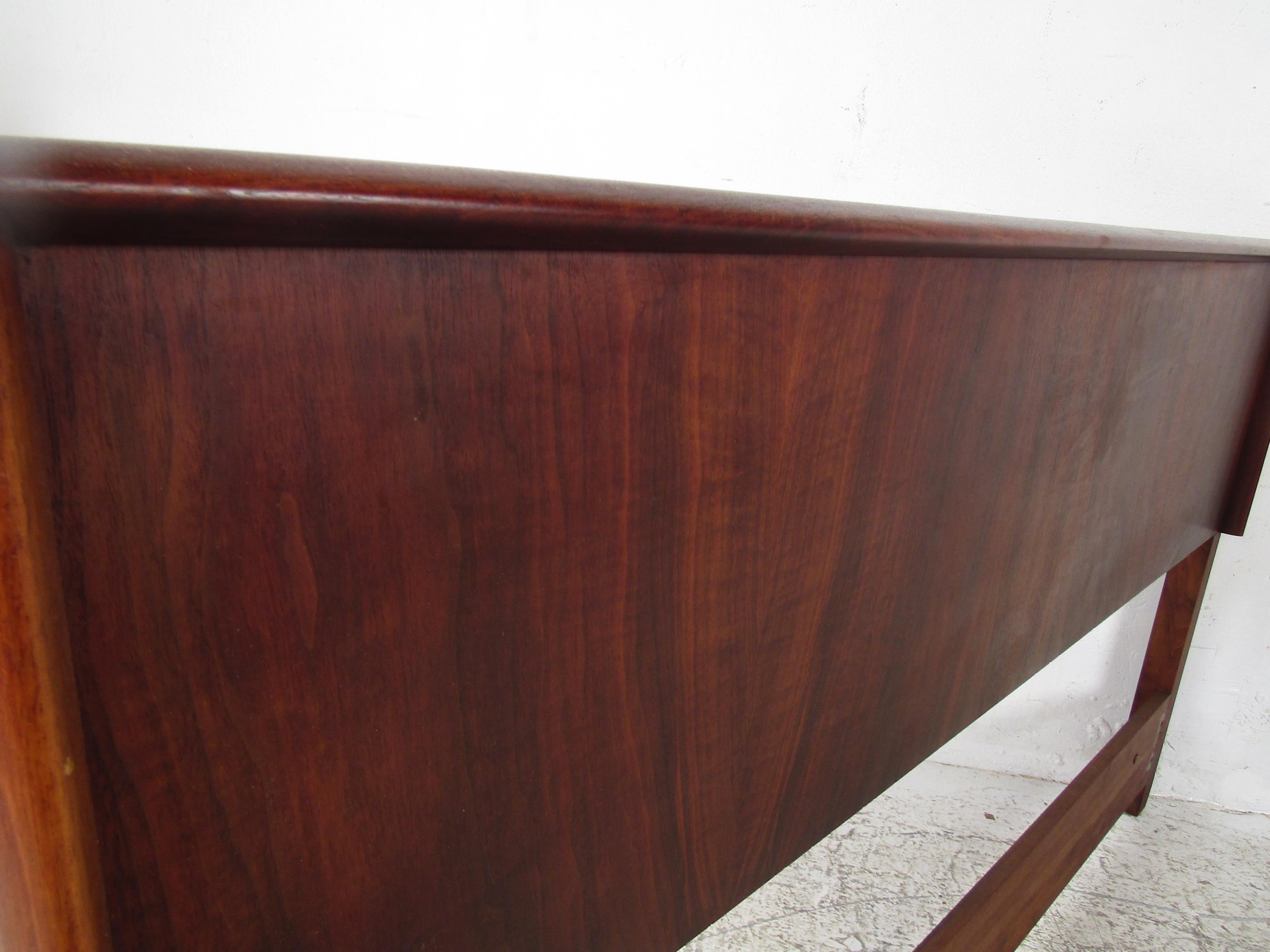 Late 20th Century Mid-Century Modern Rosewood Double Sized Headboard For Sale