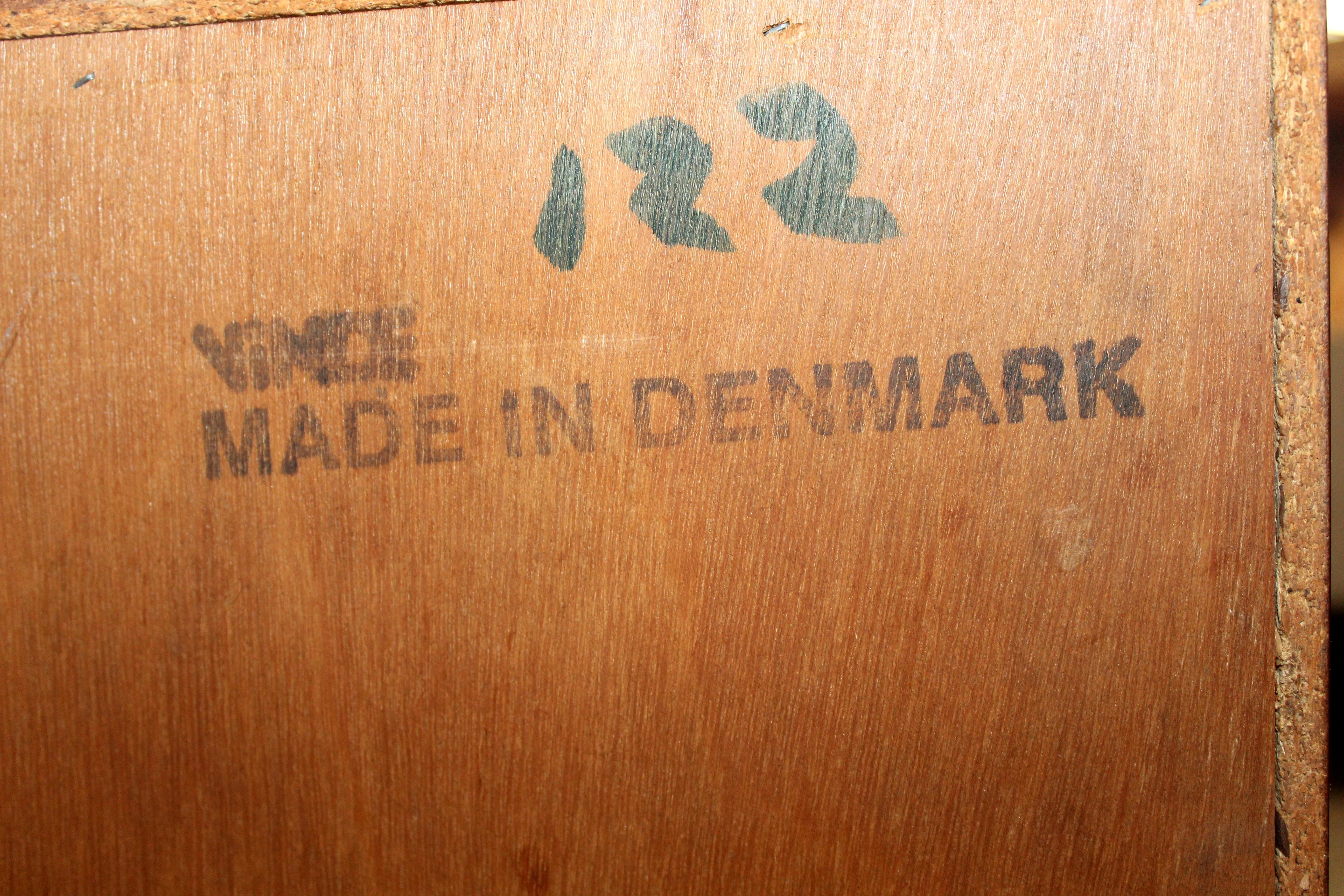 Moderne kommode aus rosenholz für die mitte des jahrhunderts von Vinde Mobelfabrik im Angebot 7