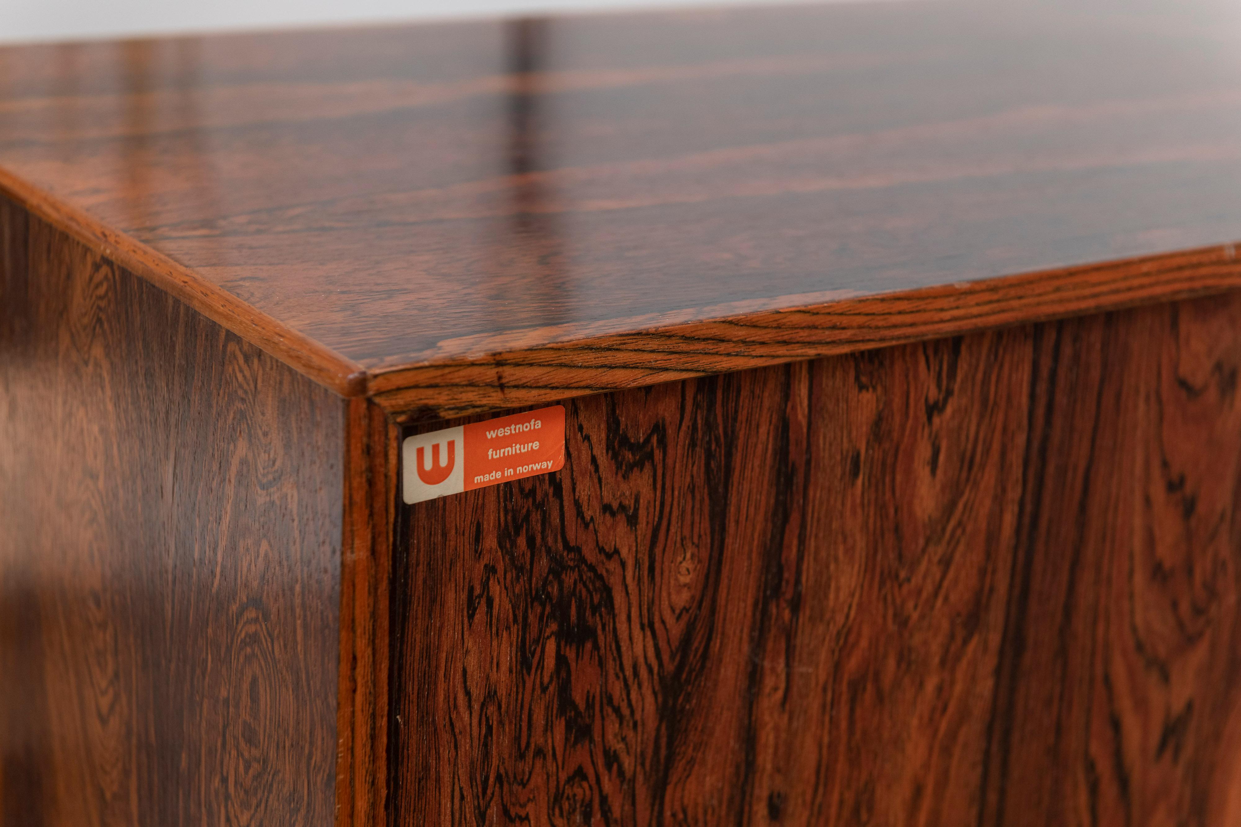 Mid-Century Modern Rosewood Dresser by Westnofa For Sale 7