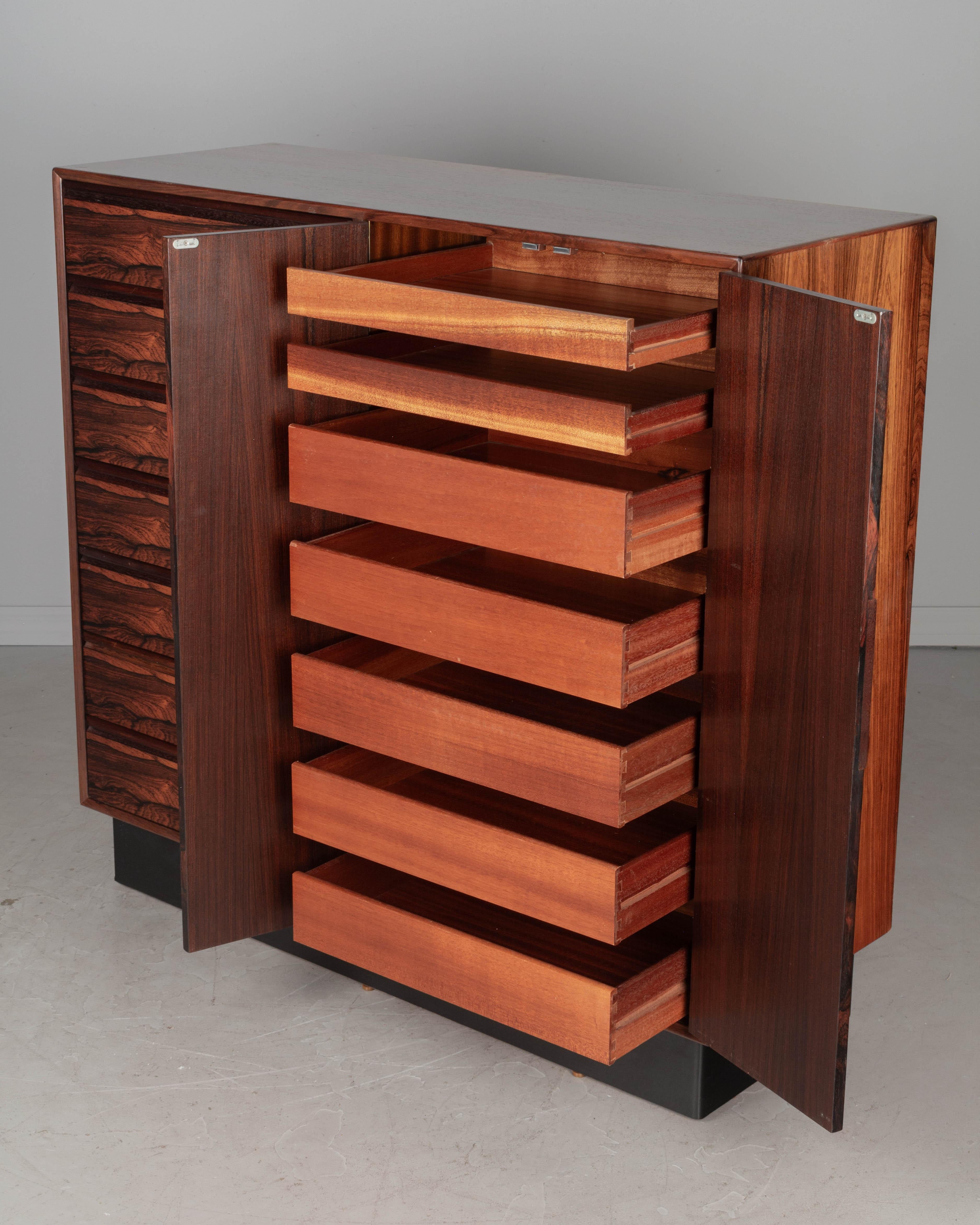 Mid-Century Modern Rosewood Dresser by Westnofa Norway For Sale 6