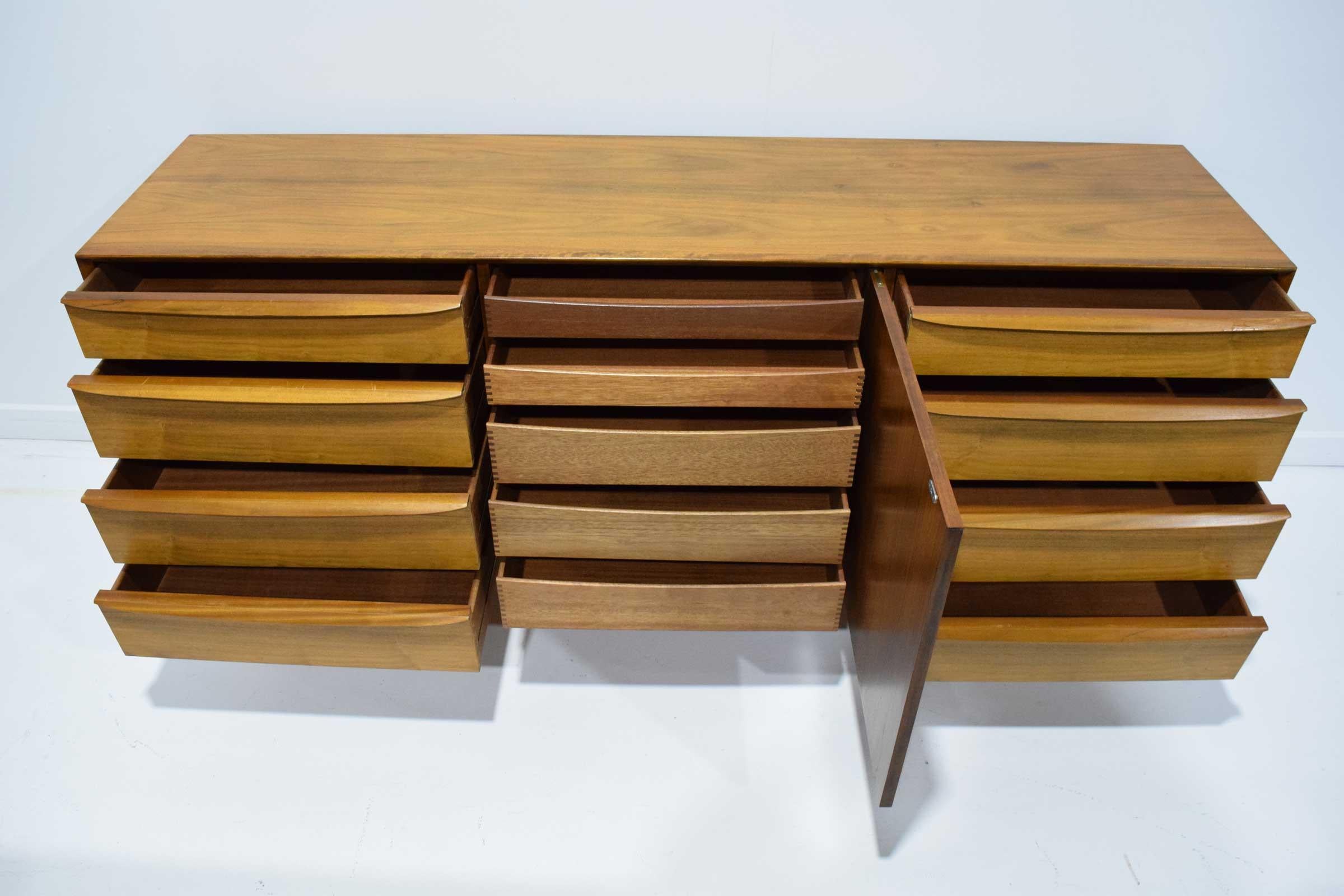 Mid-Century Modern Rosewood Dresser 3