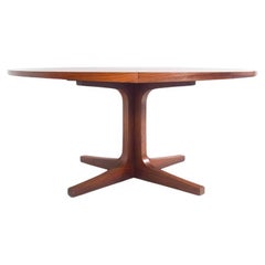 Mid-Century Modern Rosewood Extending Dining Table by Dyrlund