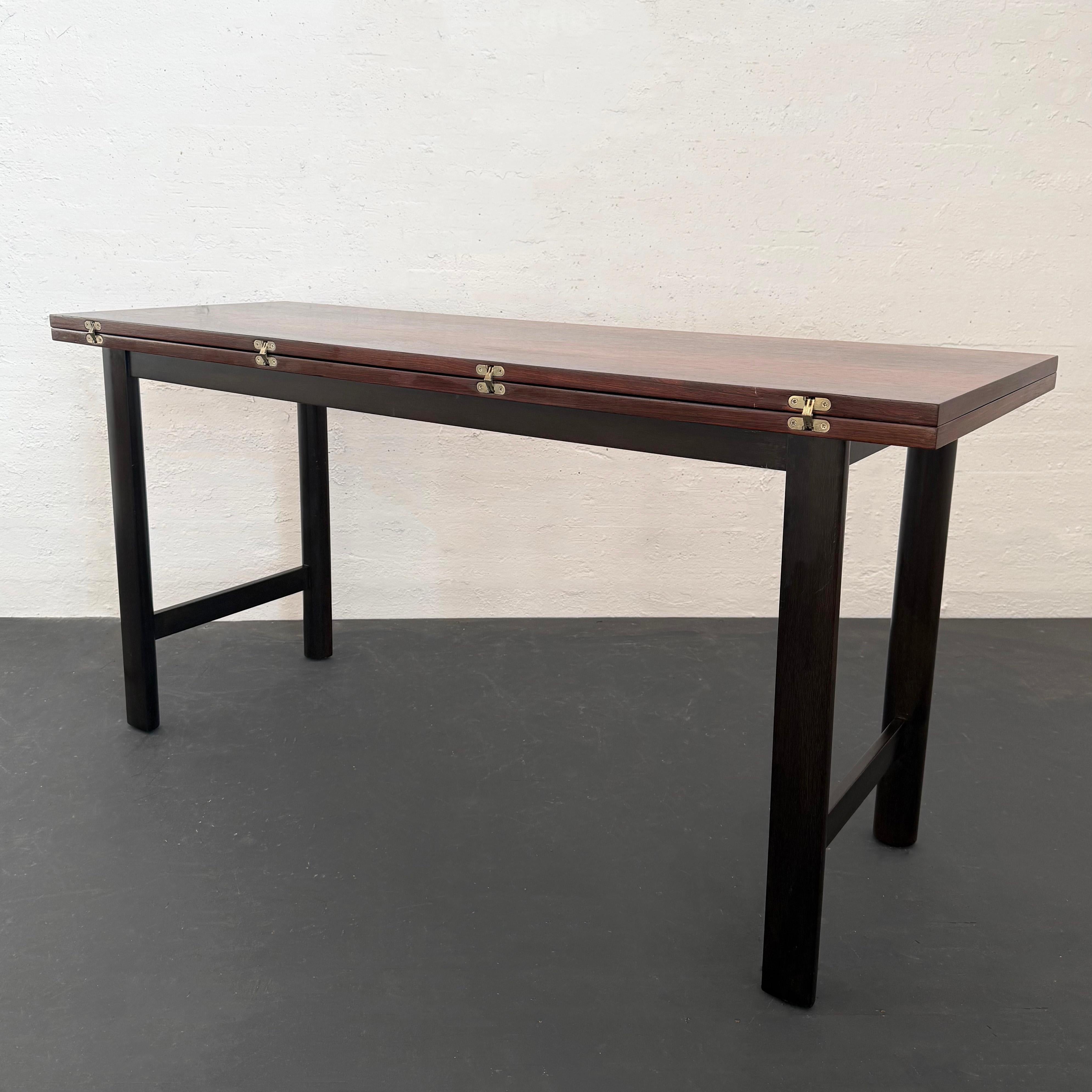 Console de table de salle à manger à rabat en bois de rose, moderne du milieu du siècle dernier, par Harvey Probber en vente 4