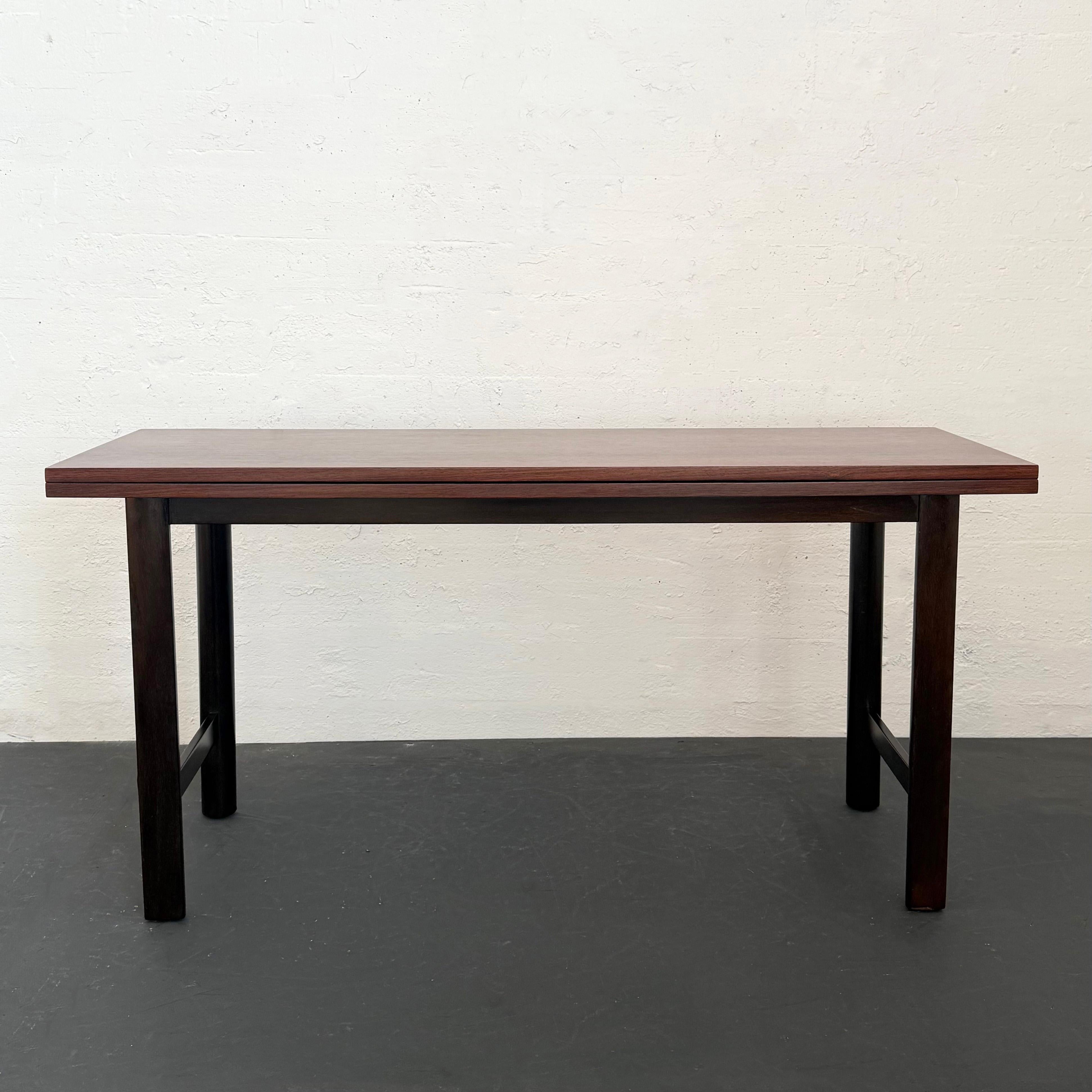 20ième siècle Console de table de salle à manger à rabat en bois de rose, moderne du milieu du siècle dernier, par Harvey Probber en vente