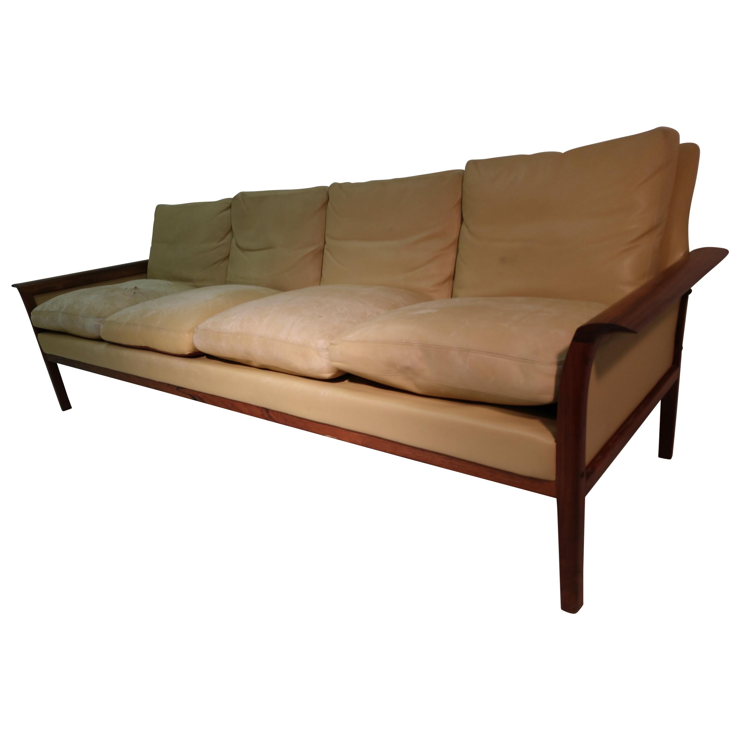 Mid-Century Modern 4-Seat Rosewood & Leather  Sofa Knut Saeter for Vatne Møbler