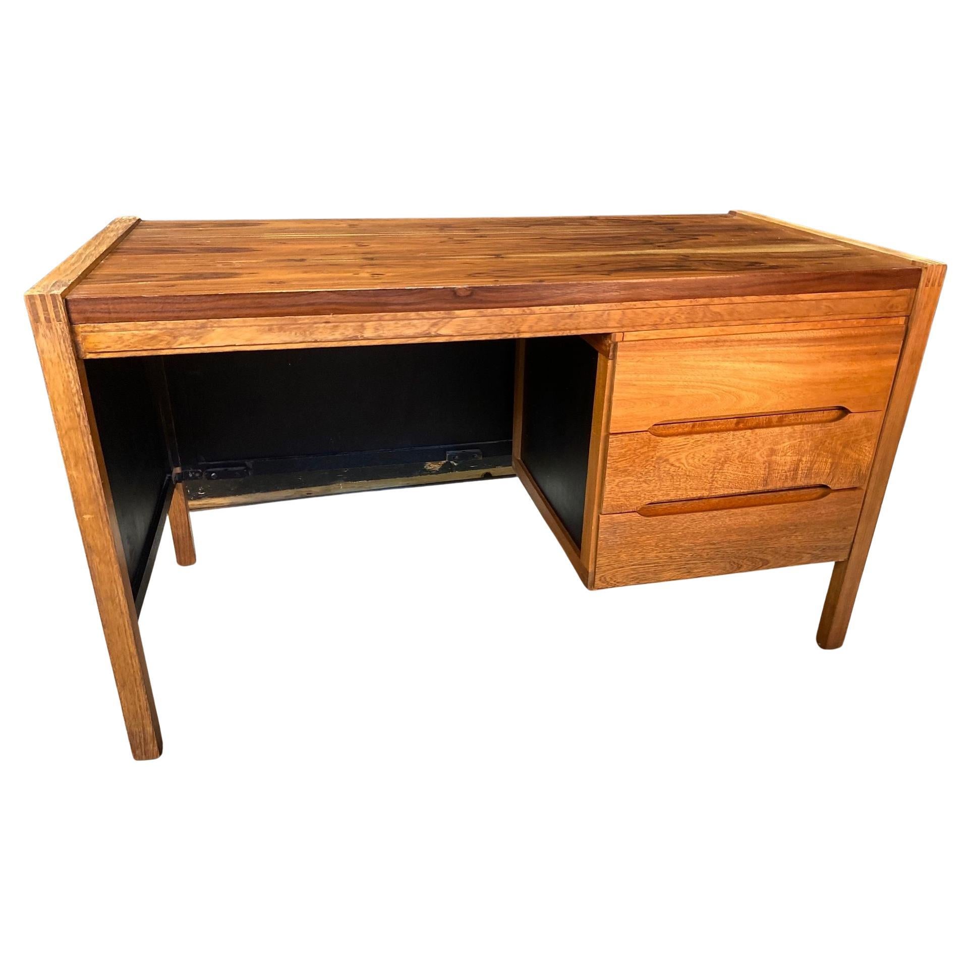 Mid century Modern Rosewood
Palm Desk made in Columbia