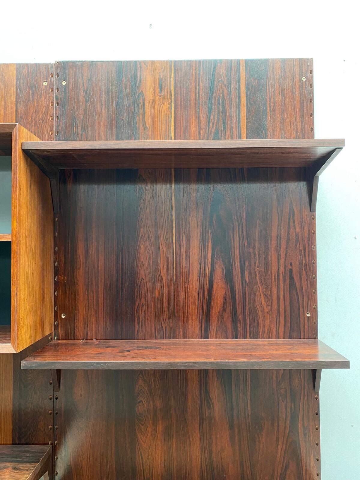 Mid-Century Modern Royal Modular Wall Unit by Poul Cadovius for Cado For Sale 6