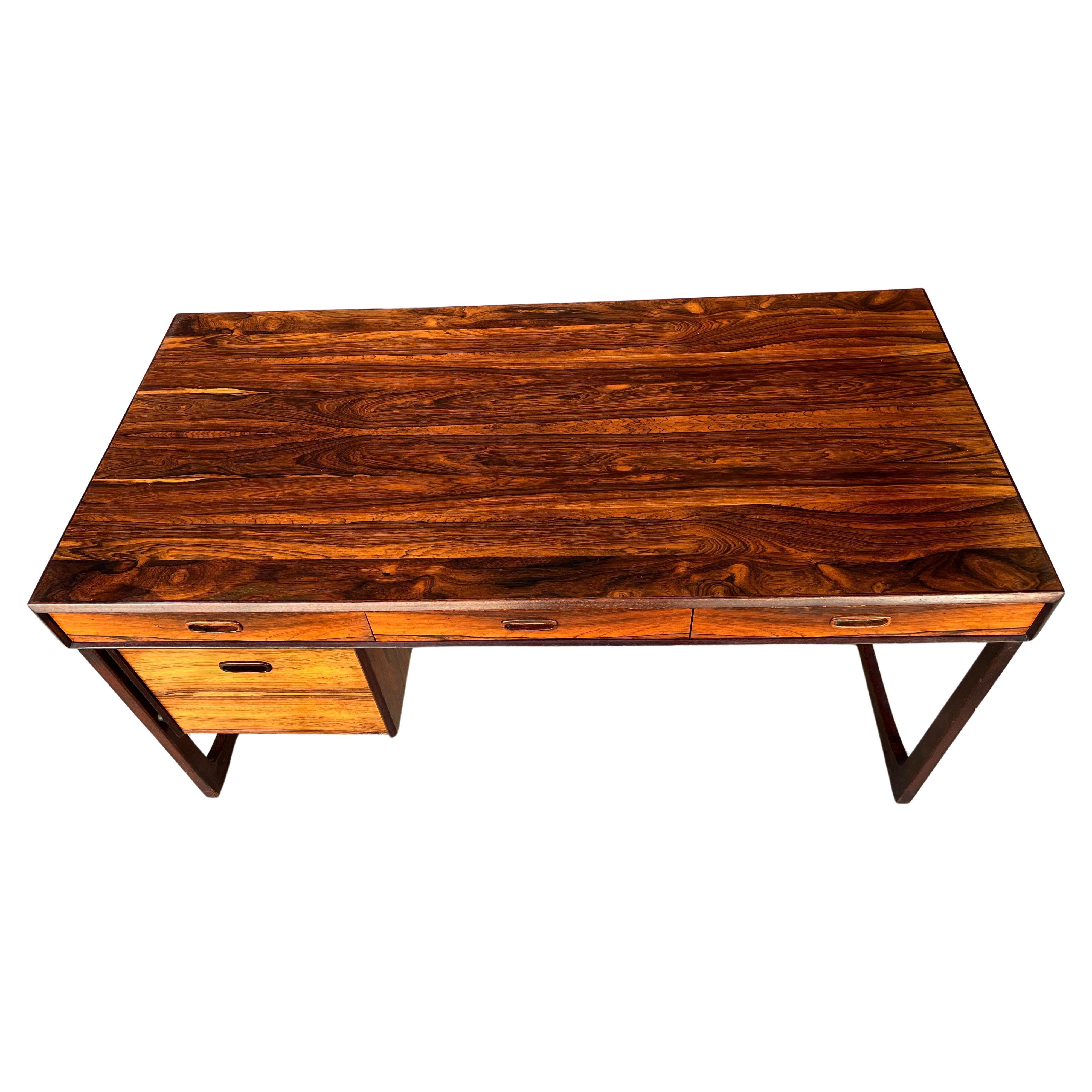 Mid-Century Modern Rosewood Scandinavian Desk For Sale 3
