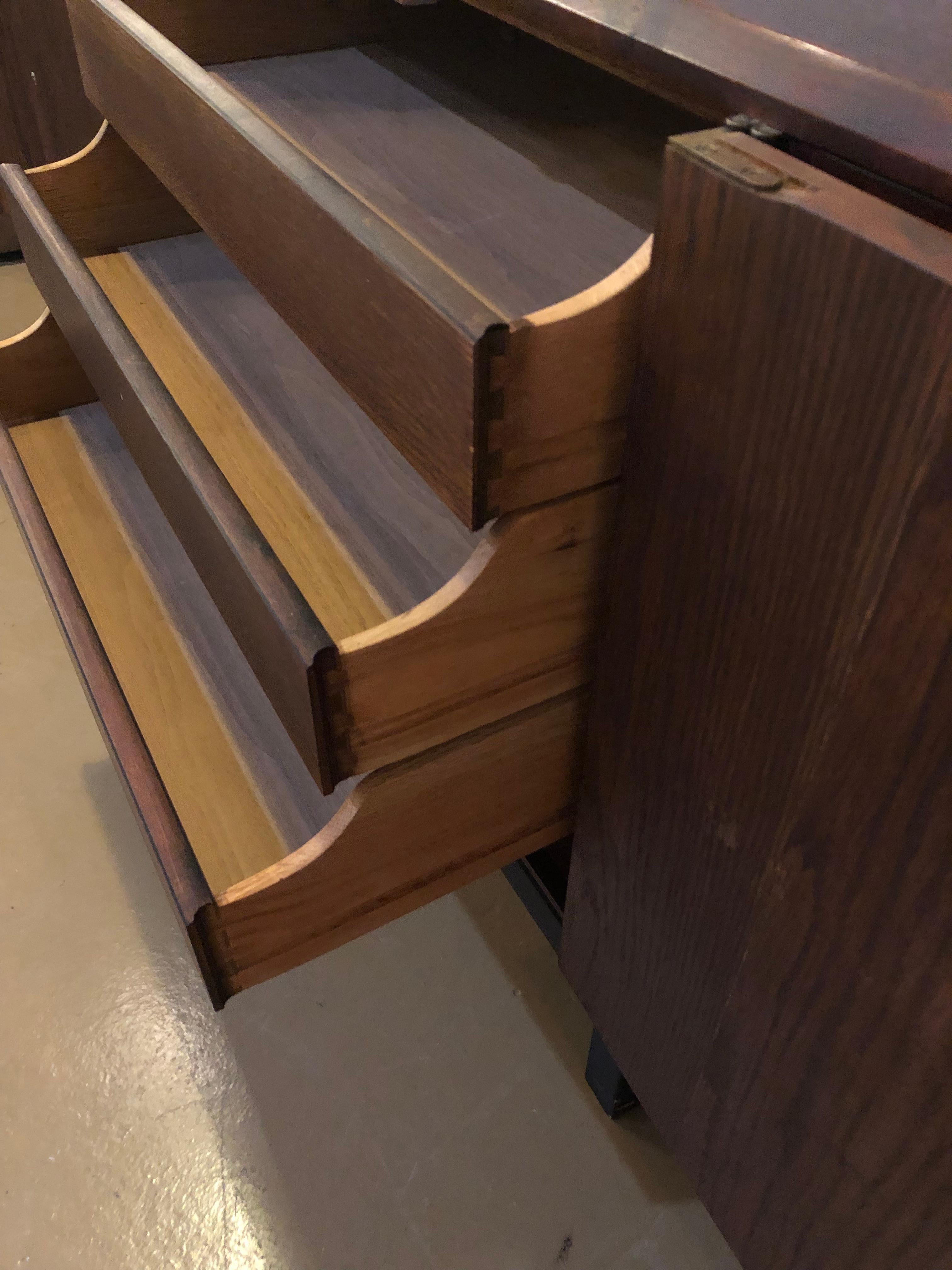 Mid-Century Modern Rosewood Sideboard/Console W. Fitted Interior on Ebony Legs 5