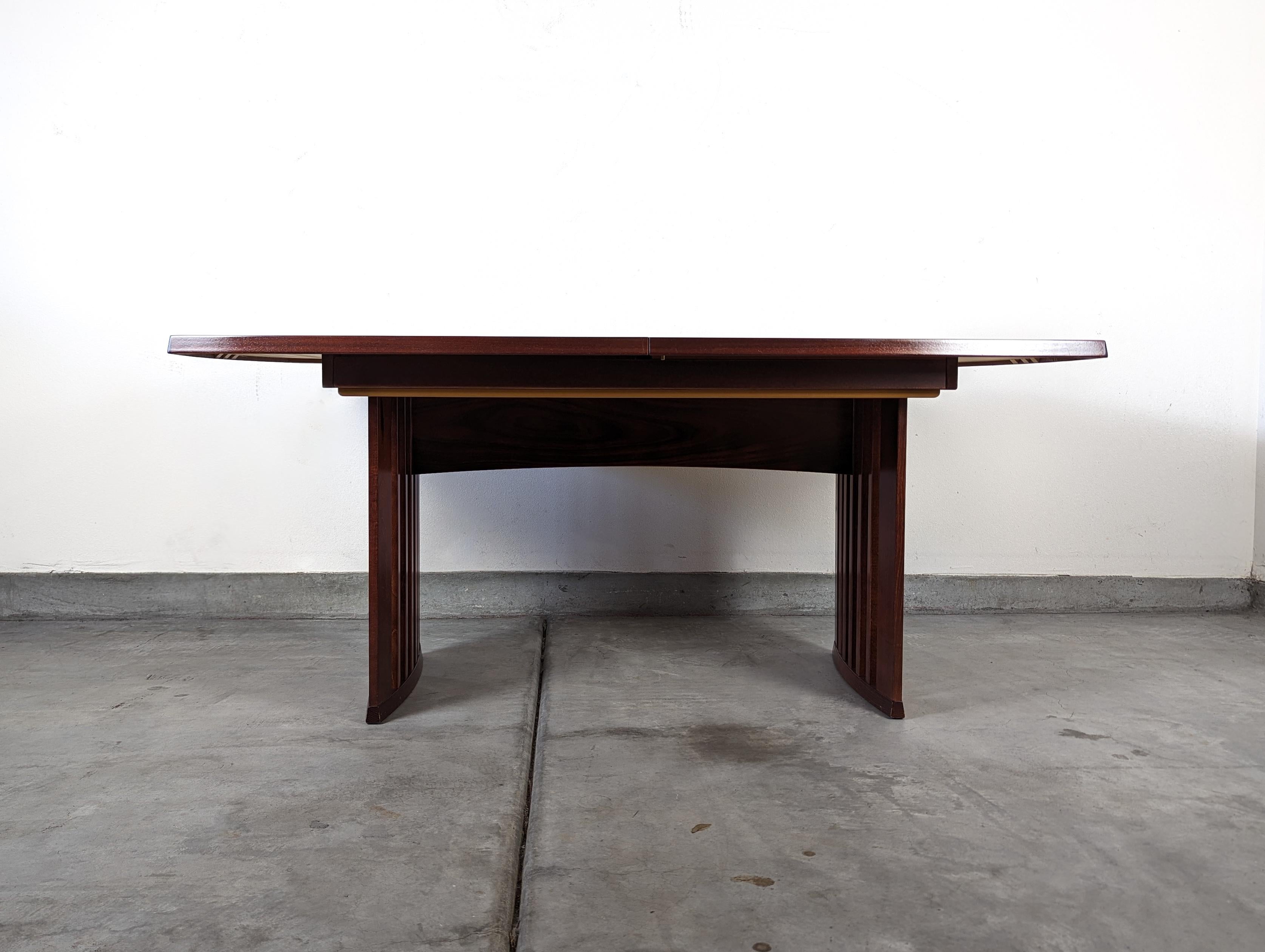 Mid-Century Modern Table de salle à manger extensible Skovby #19 en bois de rose, Mid Century Modern en vente