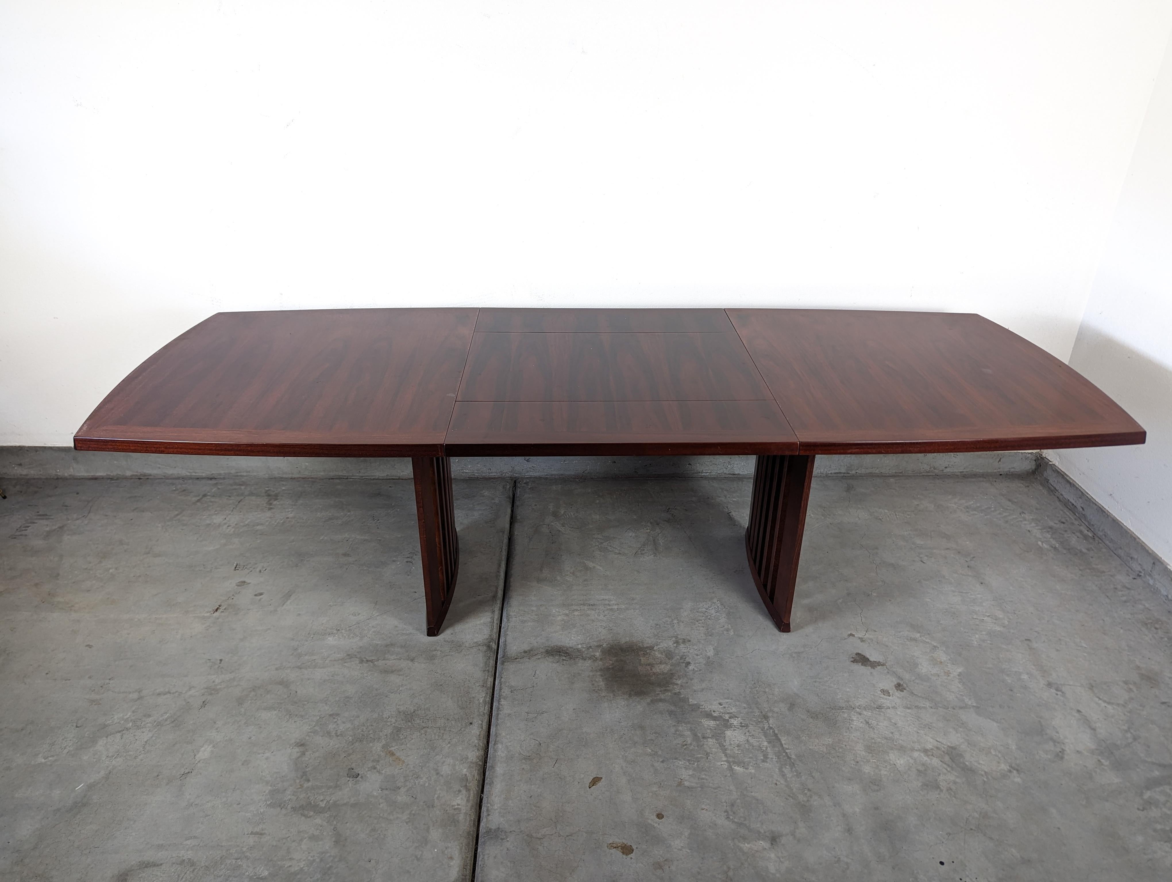 Mid-Century Modern Mid Century Modern Rosewood Skovby #19 Expandable Dining Table For Sale