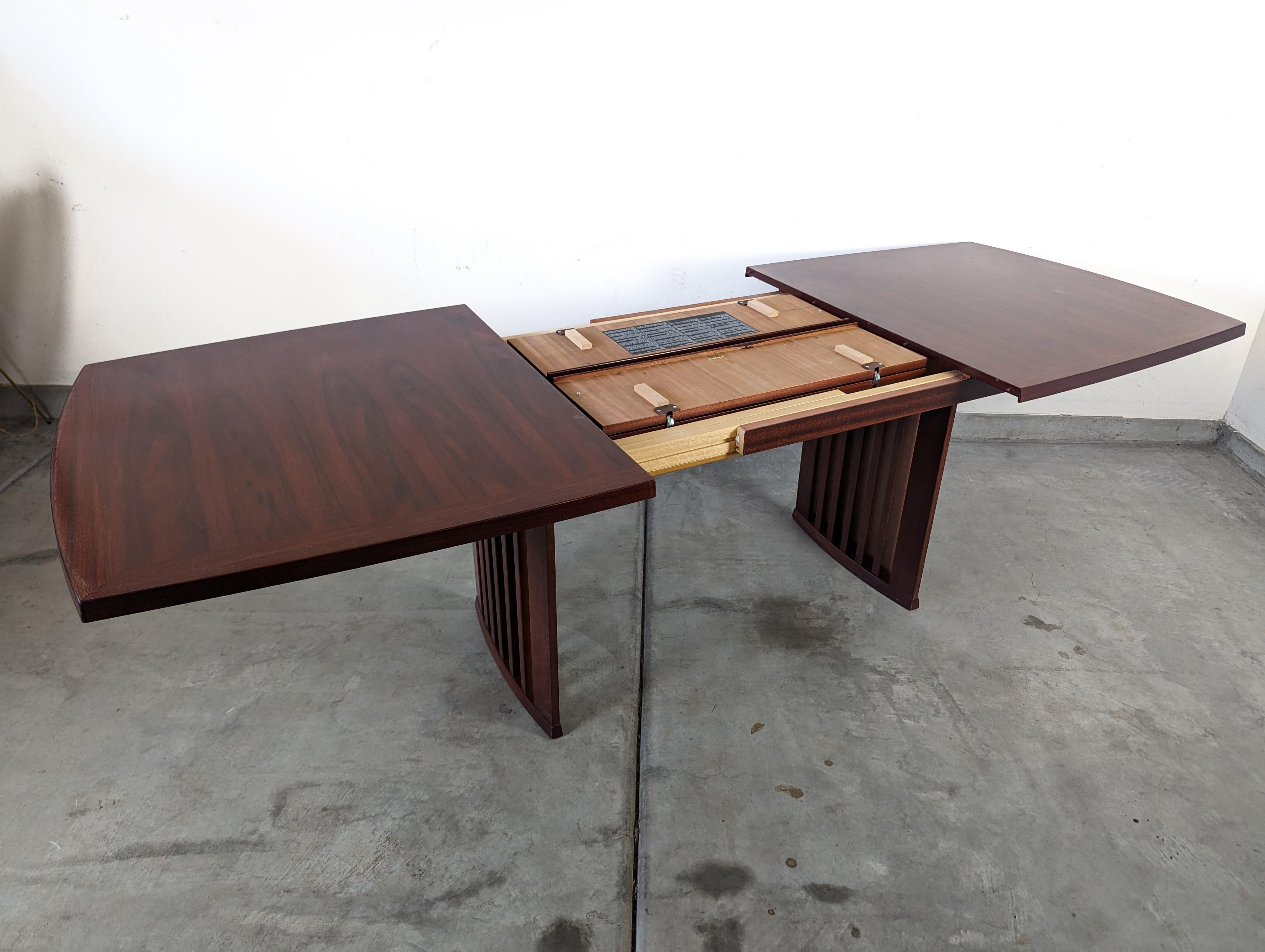 Mid Century Modern Rosewood Skovby #19 Expandable Dining Table For Sale 1