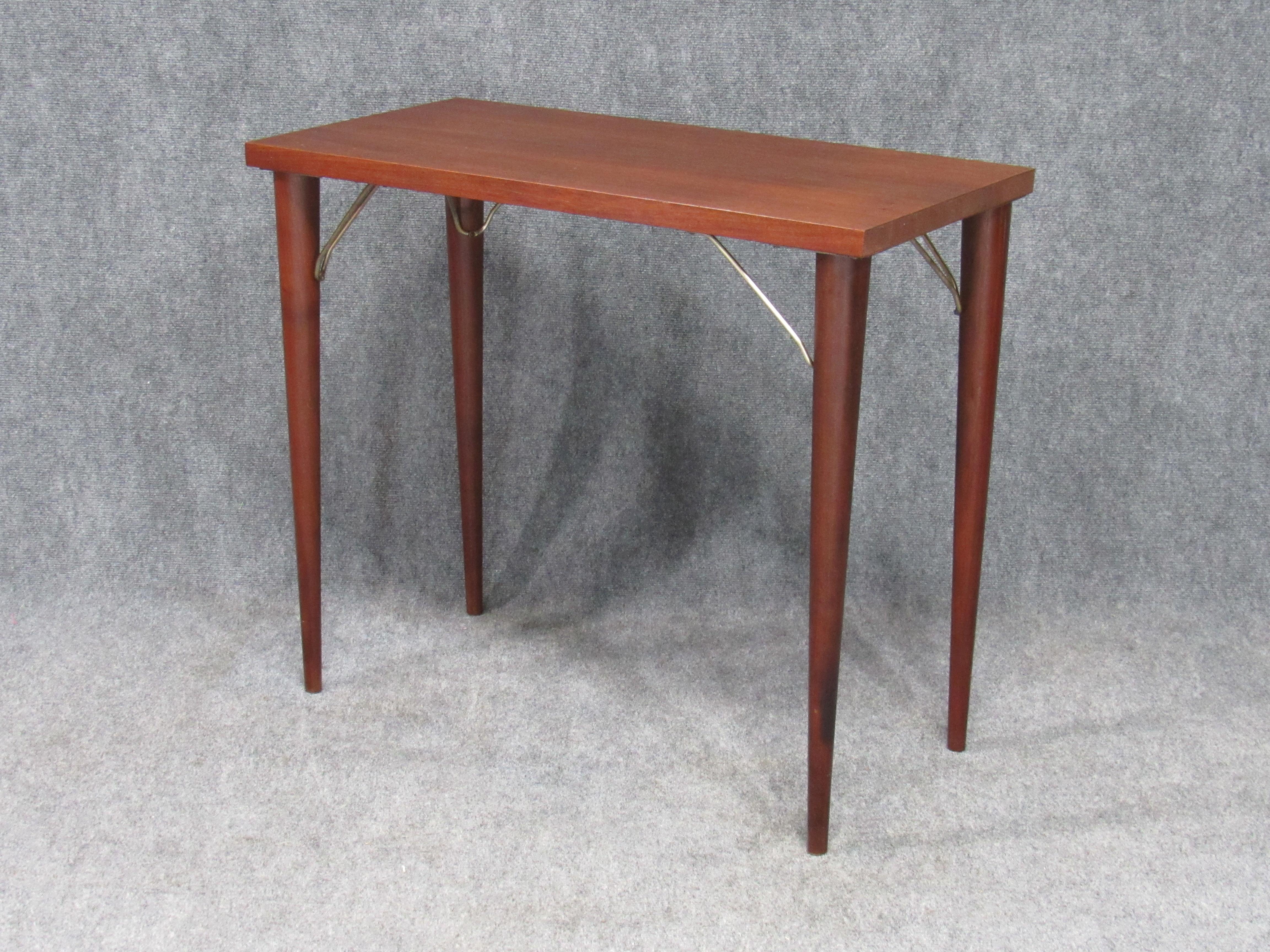 Mid-Century Modern Rosewood Sofa Console Table or Desk Return by Design Research For Sale 2