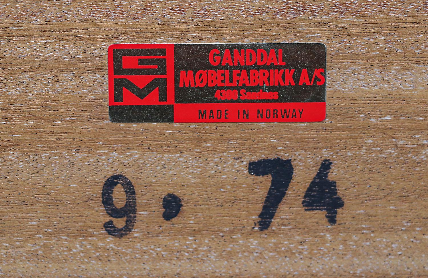 Mid-Century Modern Rosewood and Steel Floating Top Desk by Ganddal Møbelfabrikk 7