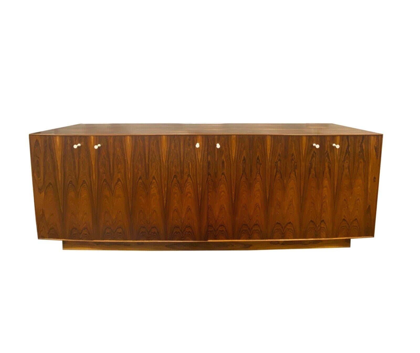 Mid-Century Modern Rosewood Thin Edge Credenza in the Style of George Nelson 5