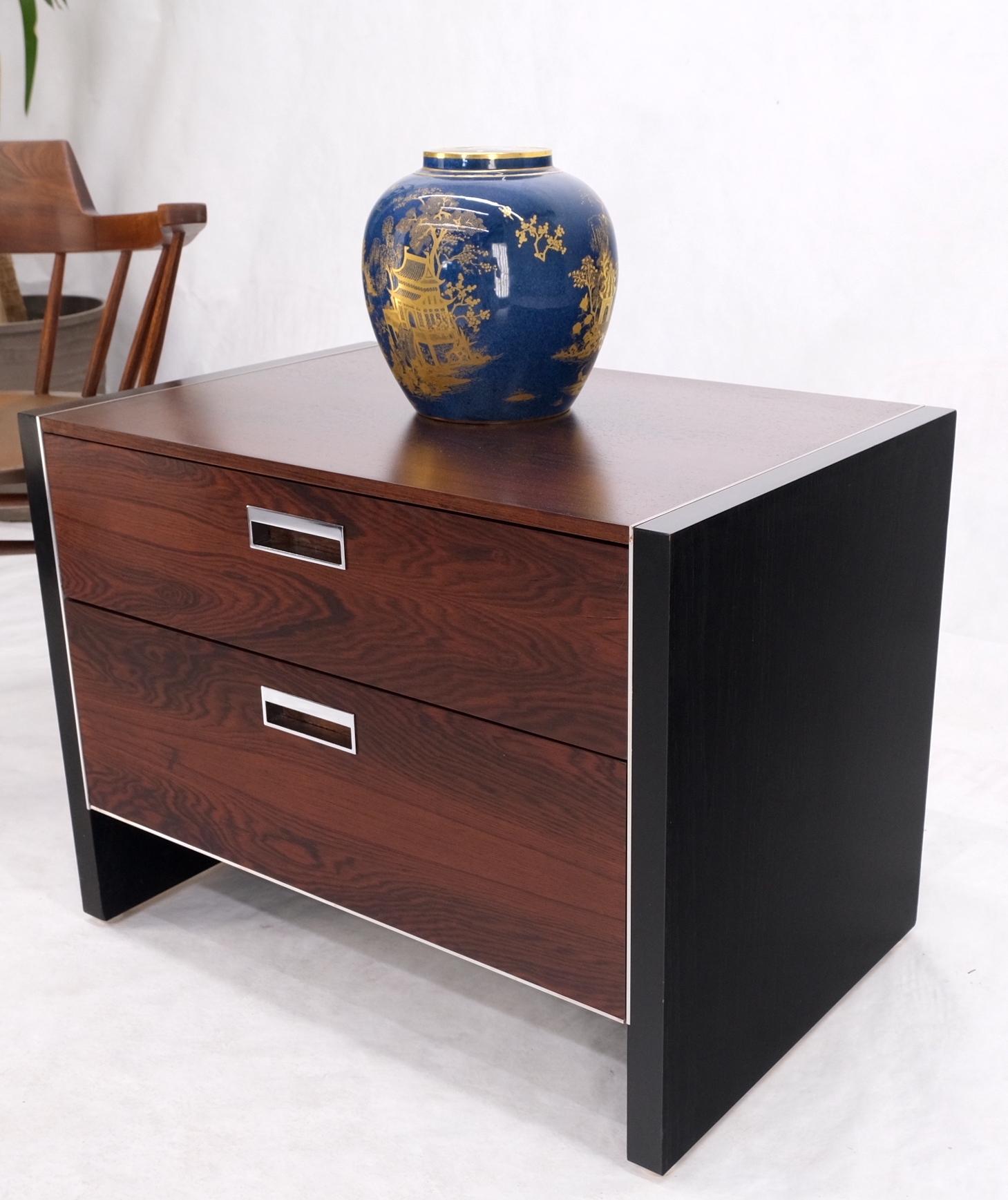 Mid Century Modern Rosewood Two Drawers End Table NightStand by John Stuart MINT For Sale 6