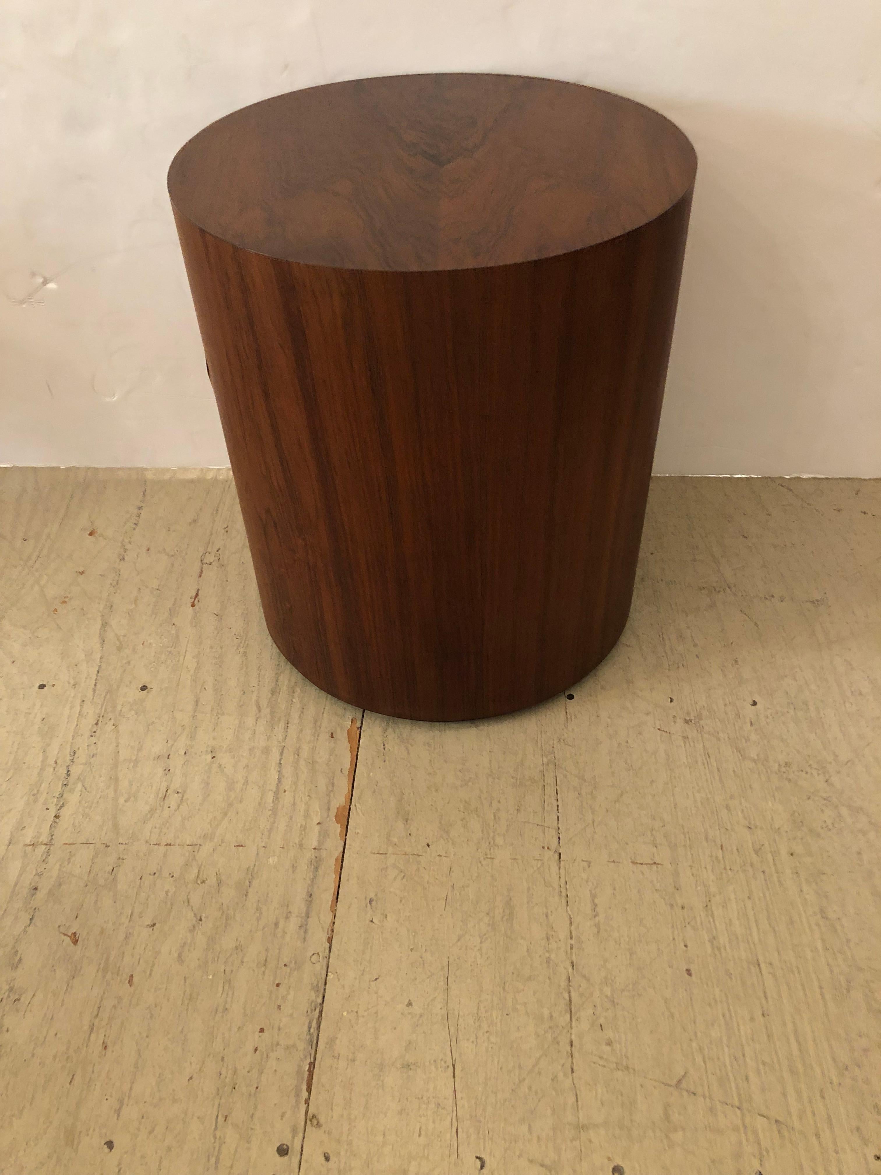 Mid-Century Modern Rosewood Veneer Cylindrical Drum Side or End Table In Good Condition For Sale In Hopewell, NJ