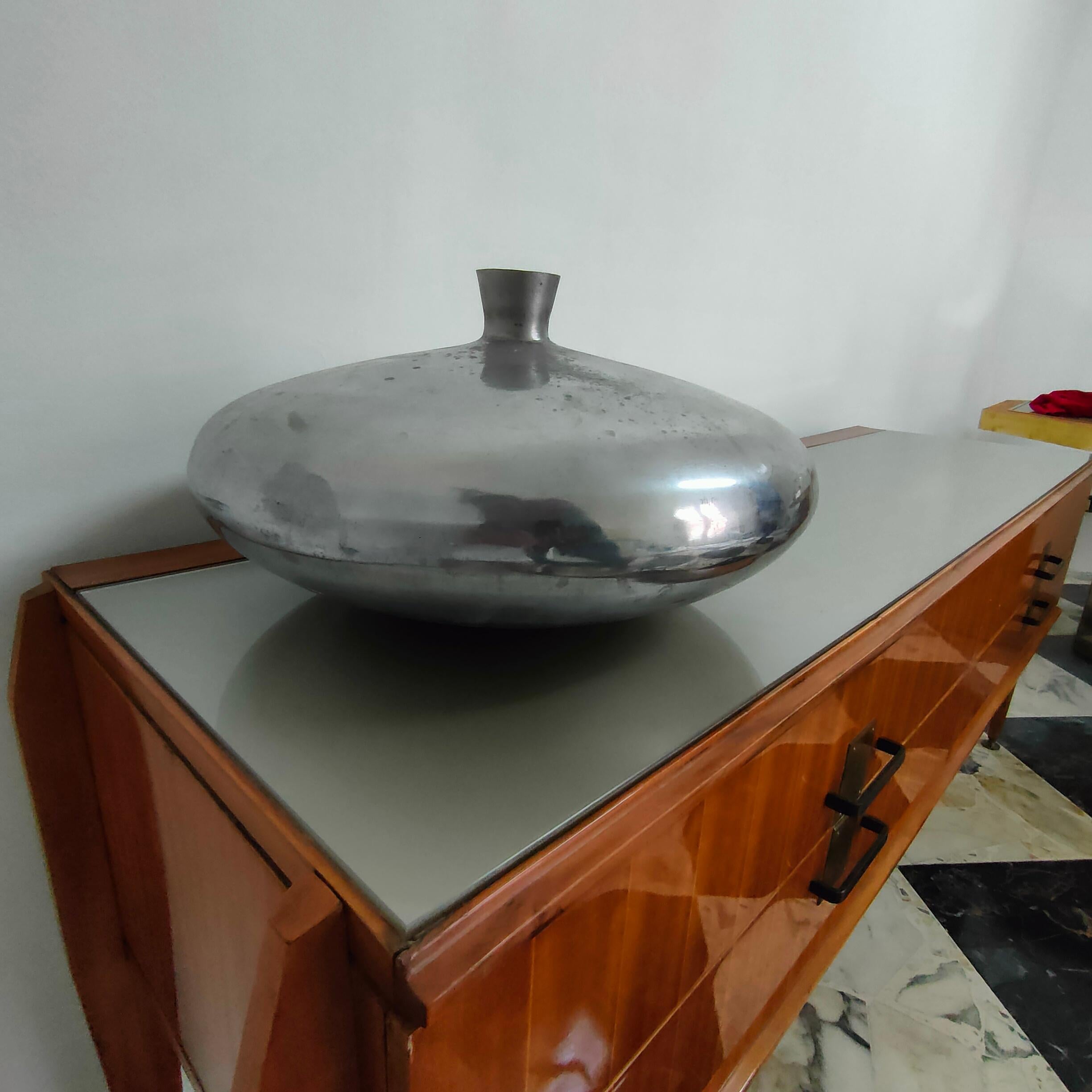 Mid-Century Modern Mid-century modern round cast aluminum vase, Italy, 1970s For Sale