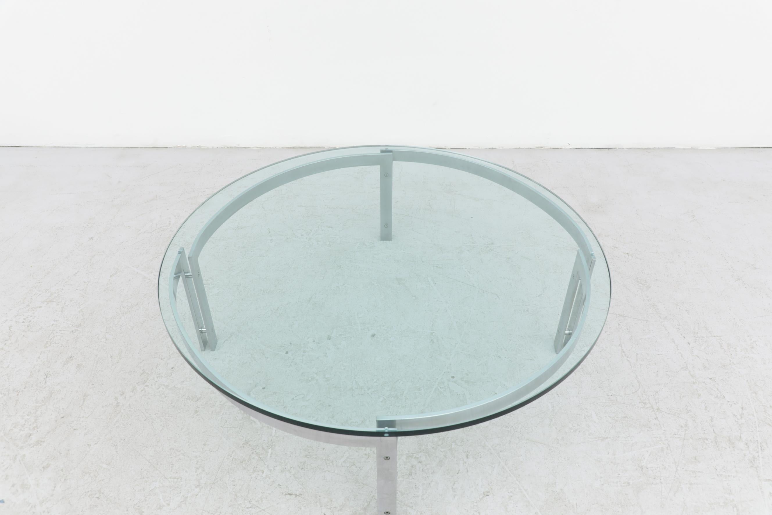 Mid-Century Modern Round Chrome and Plate Glass Coffee Tables by Metaform For Sale 1