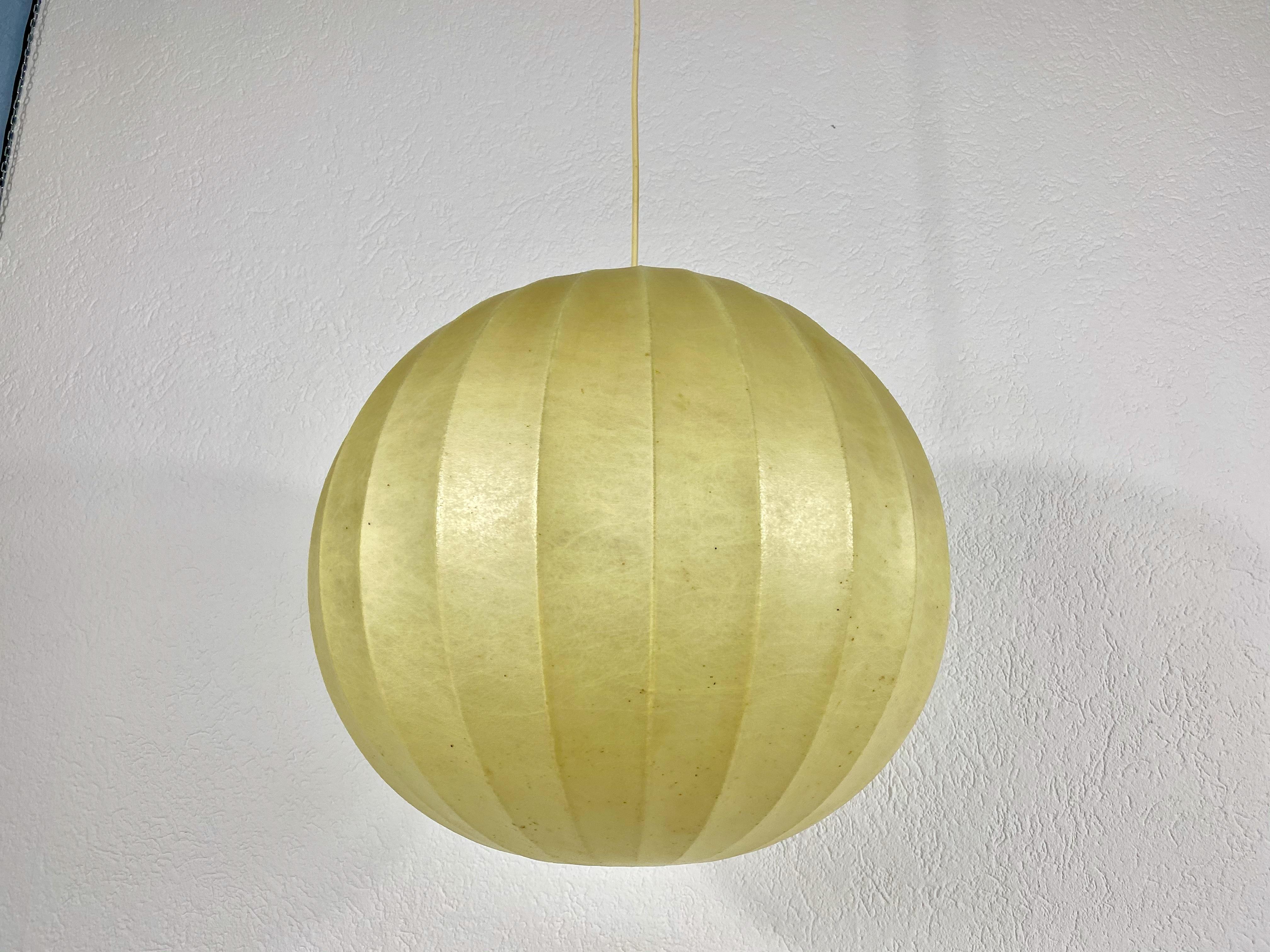Resin Mid-Century Modern Round Cocoon Pendant Lamp, 1960s, Italy
