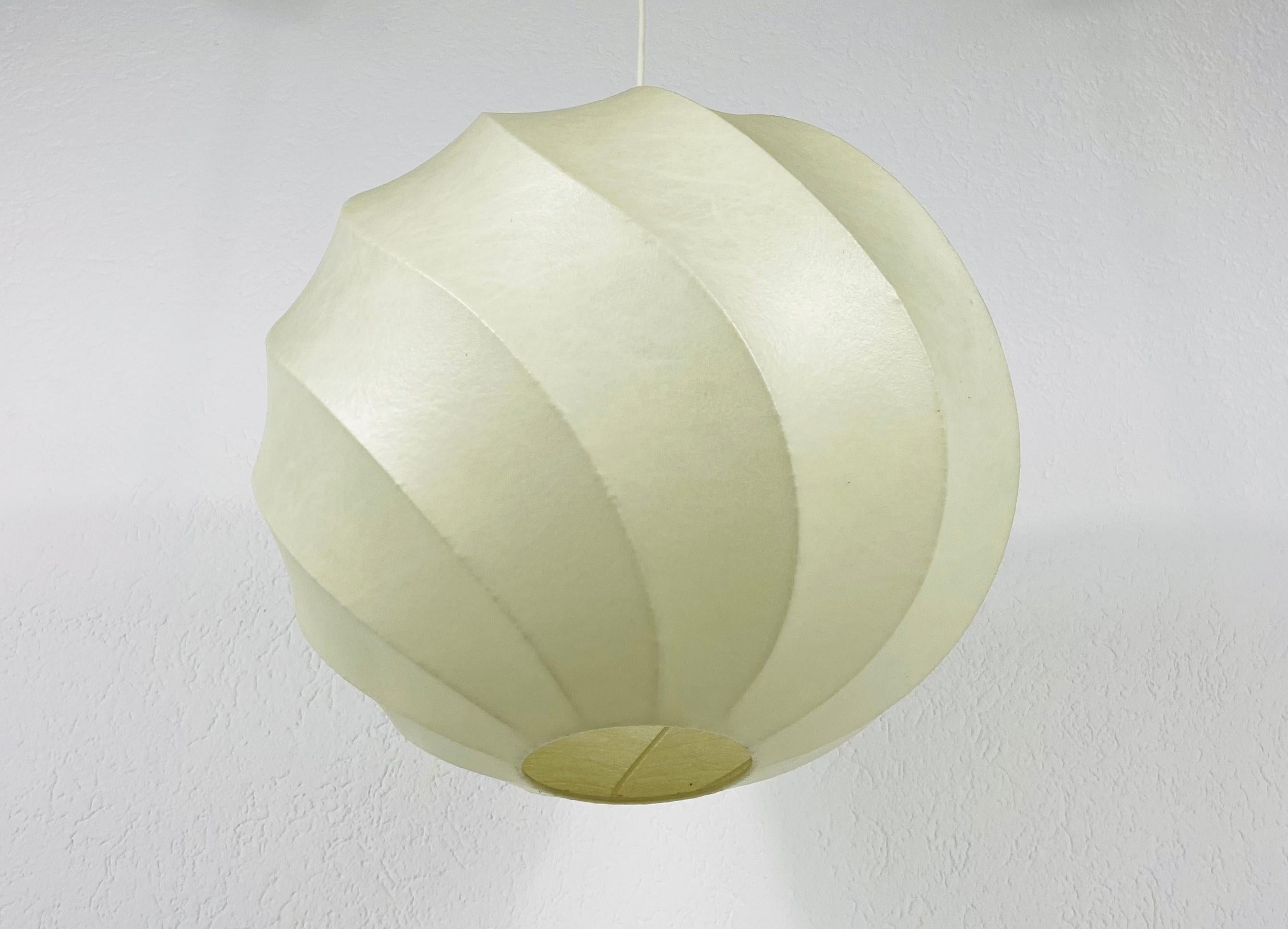 Mid-Century Modern Round Cocoon Pendant Lamp, 1960s, Italy 1