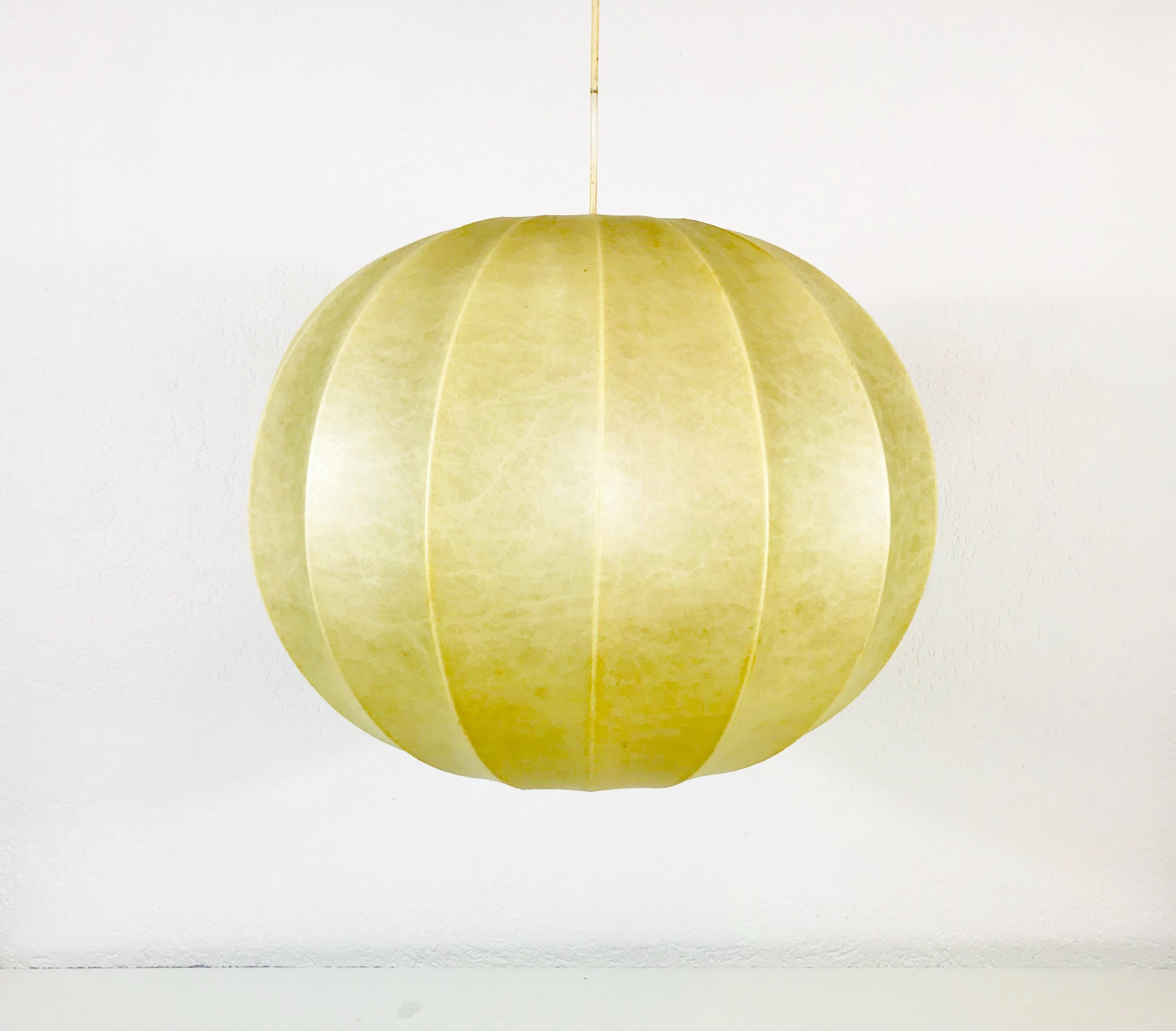 Mid-Century Modern Round Cocoon Pendant Lamp, 1960s, Italy 3