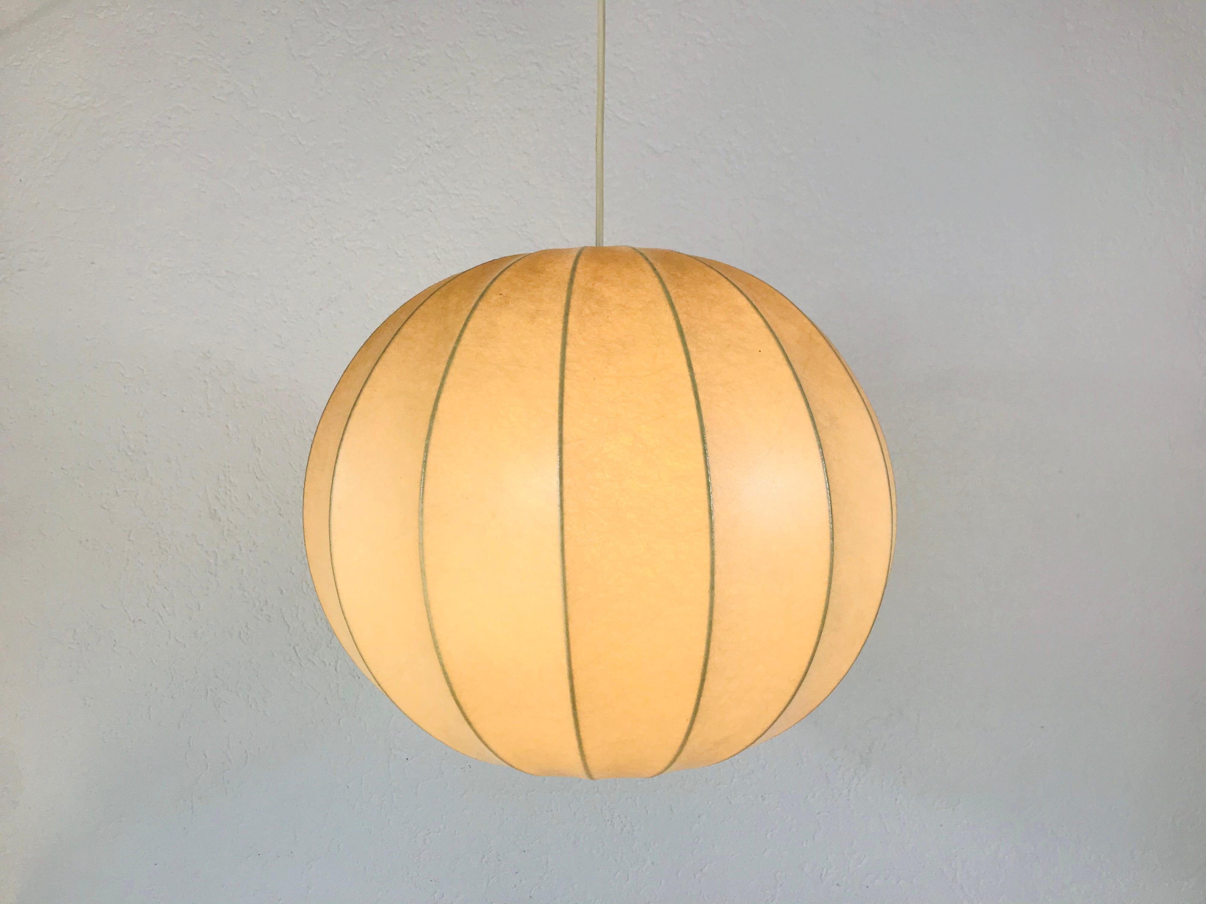 Mid-Century Modern Round Cocoon Pendant Lamp, 1960s, Italy 4