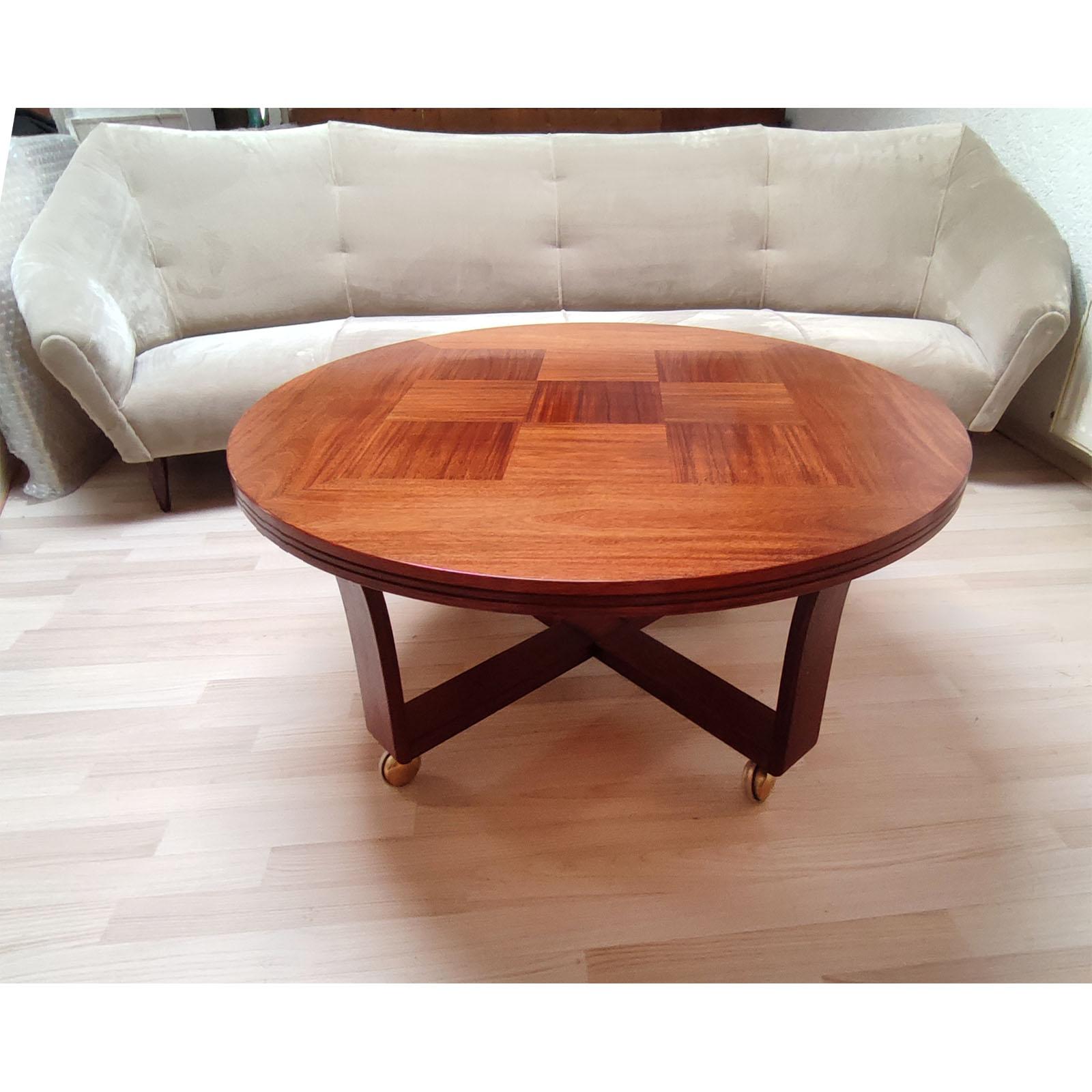 Mid-Century Modern Round Coffee Sofa Table on Castors, Sweden 1970s In Good Condition For Sale In Bochum, NRW