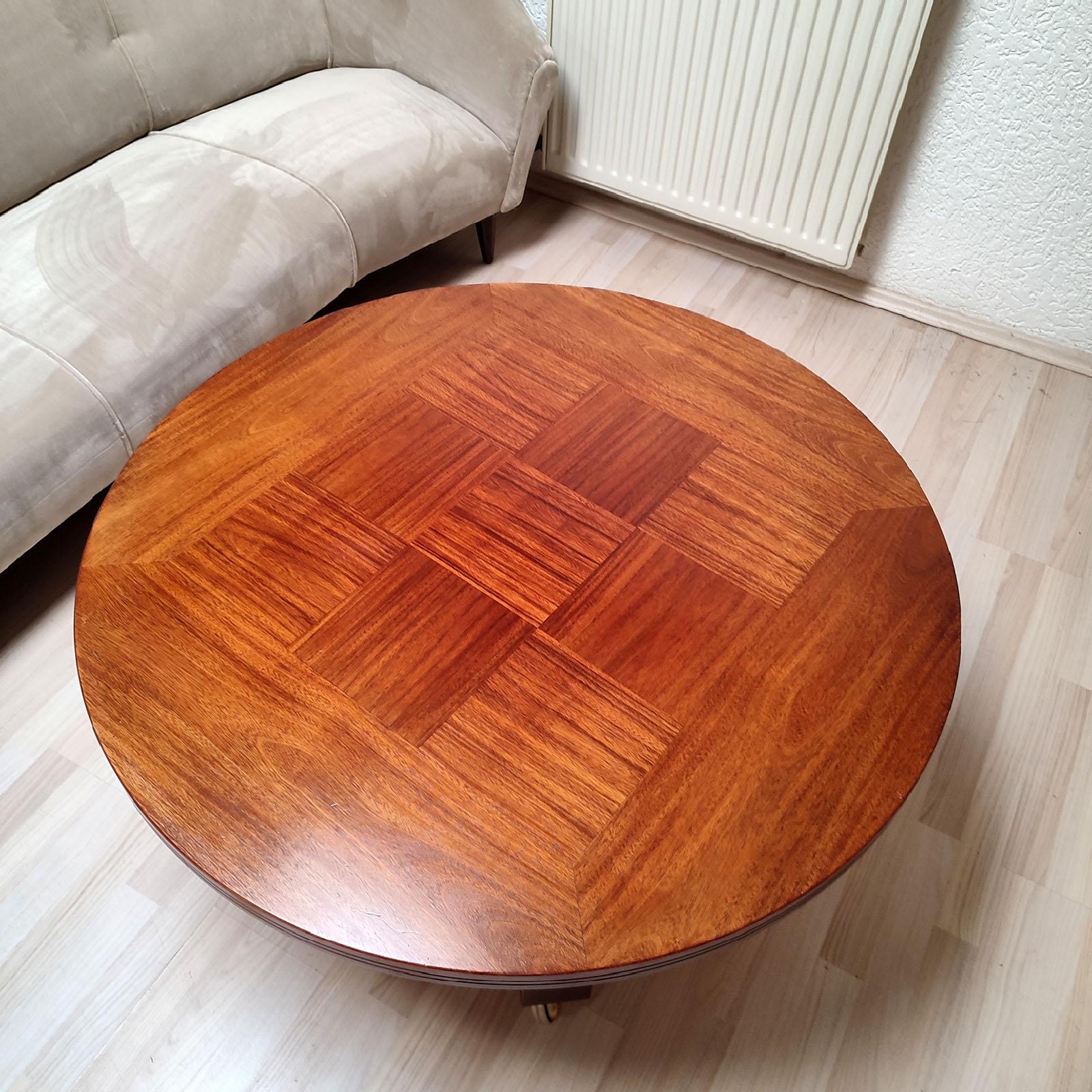 Mid-Century Modern Round Coffee Sofa Table on Castors, Sweden 1970s For Sale 1