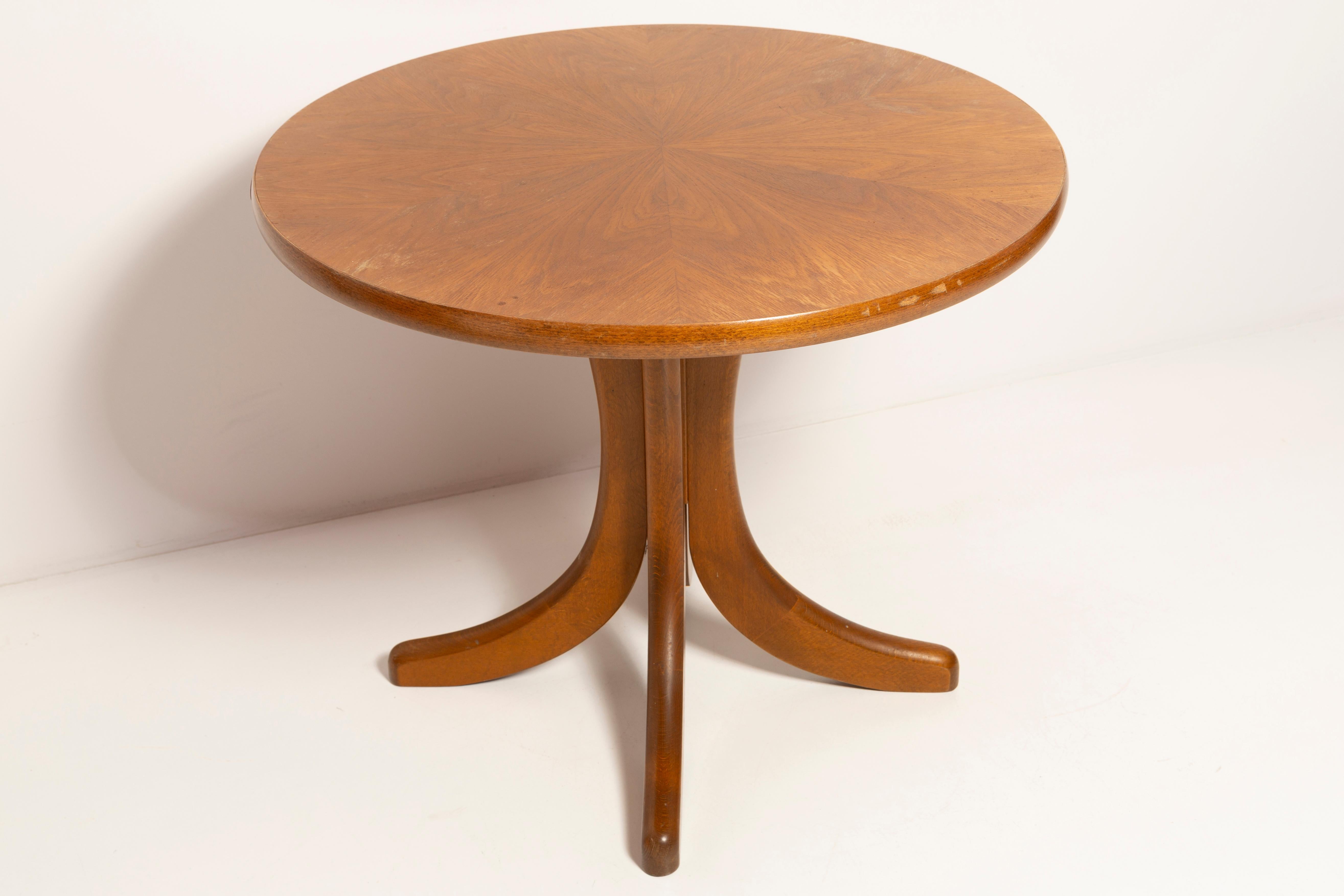 Hand-Painted Mid-Century Modern Round Coffee Table, Oak Wood, Poland, 1960s For Sale