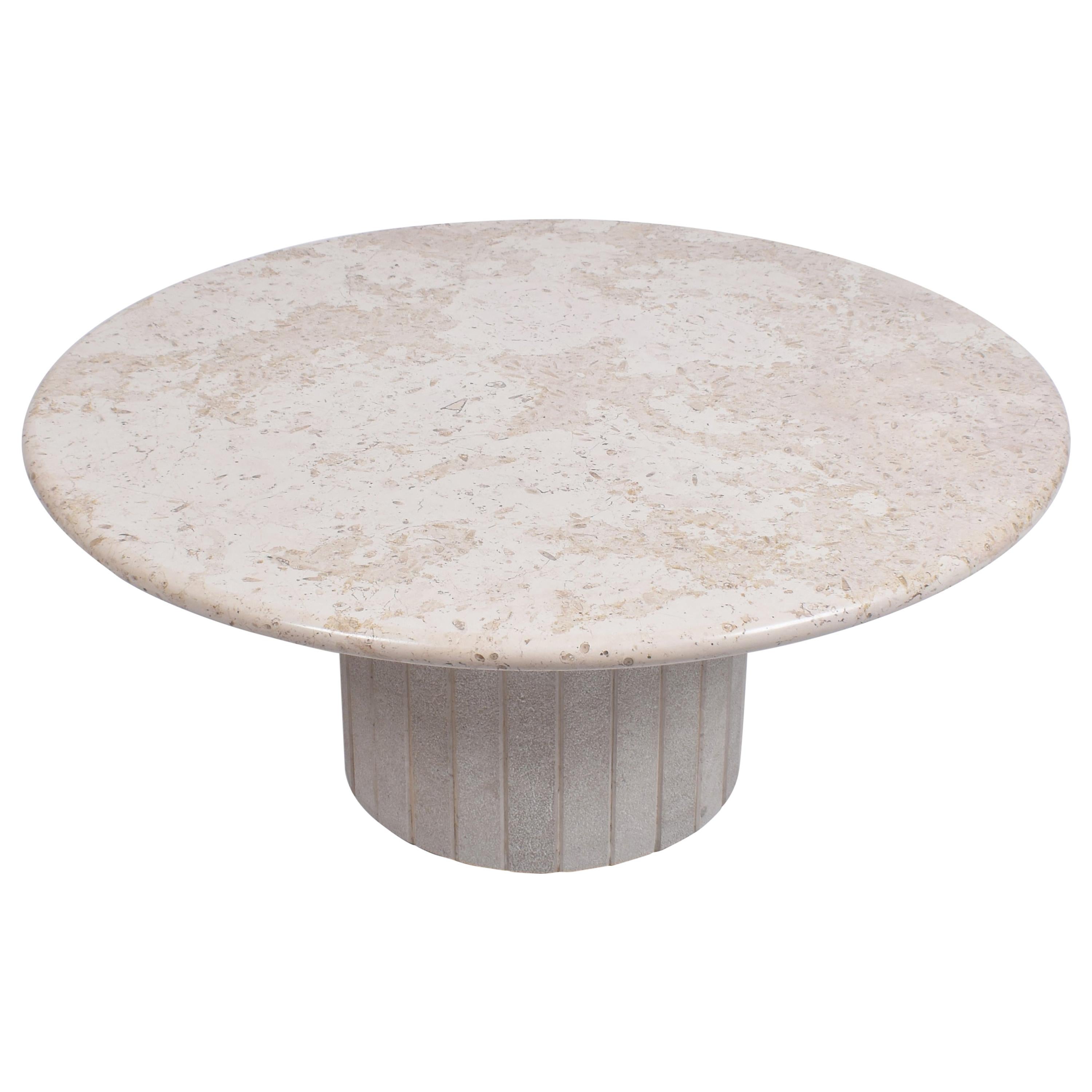 Mid-Century Modern Round Cream Travertine Pedestal Coffee Table, 1970, Italy