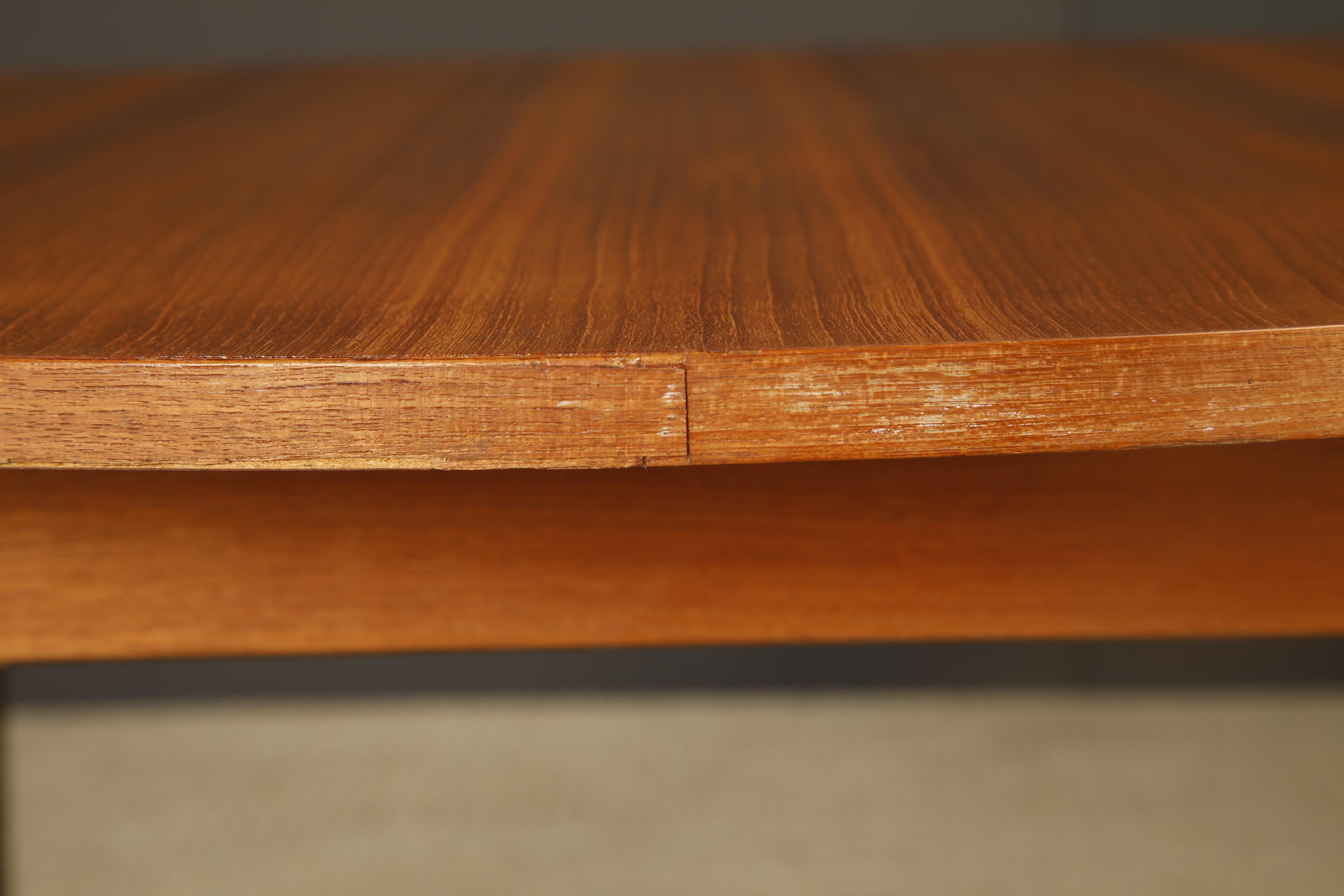 Mid-Century Modern Round Dining / Café / Game Table, Denmark, 1960s For Sale 14