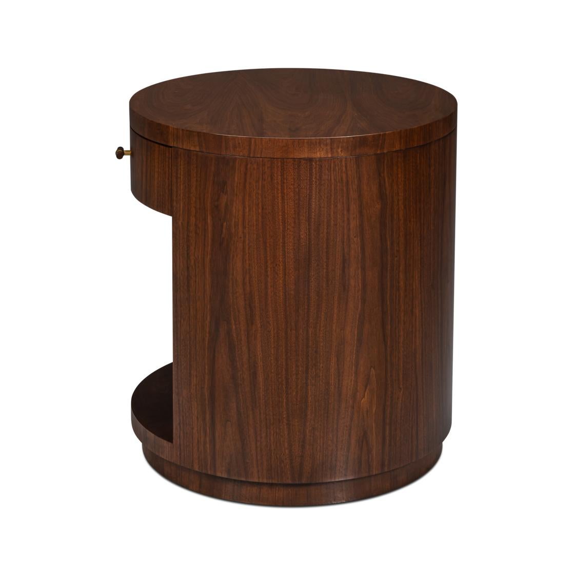 Mid-Century Modern Round End Table For Sale 5