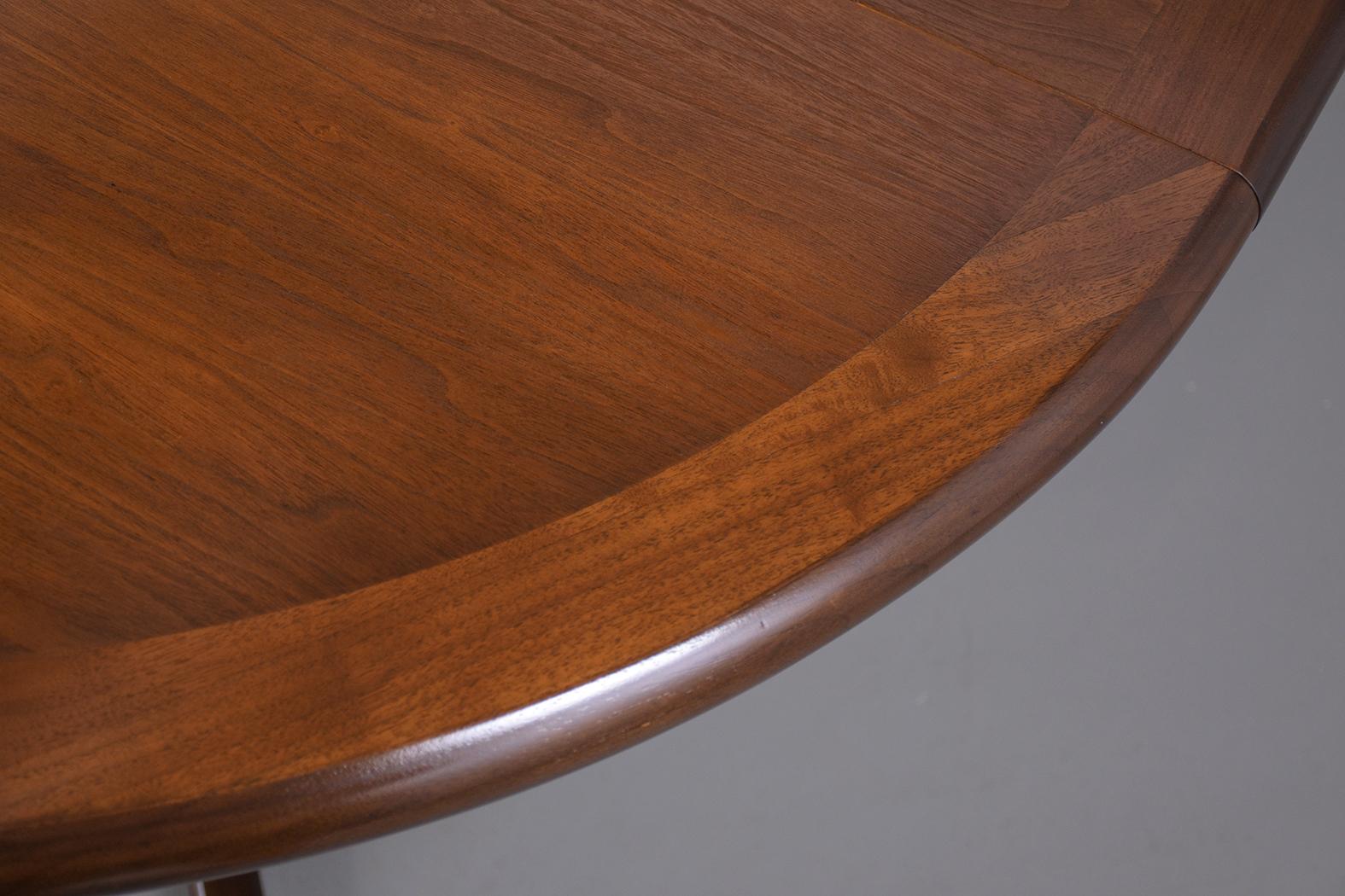Mid-Century Modern Round Extendable Dining Table 3