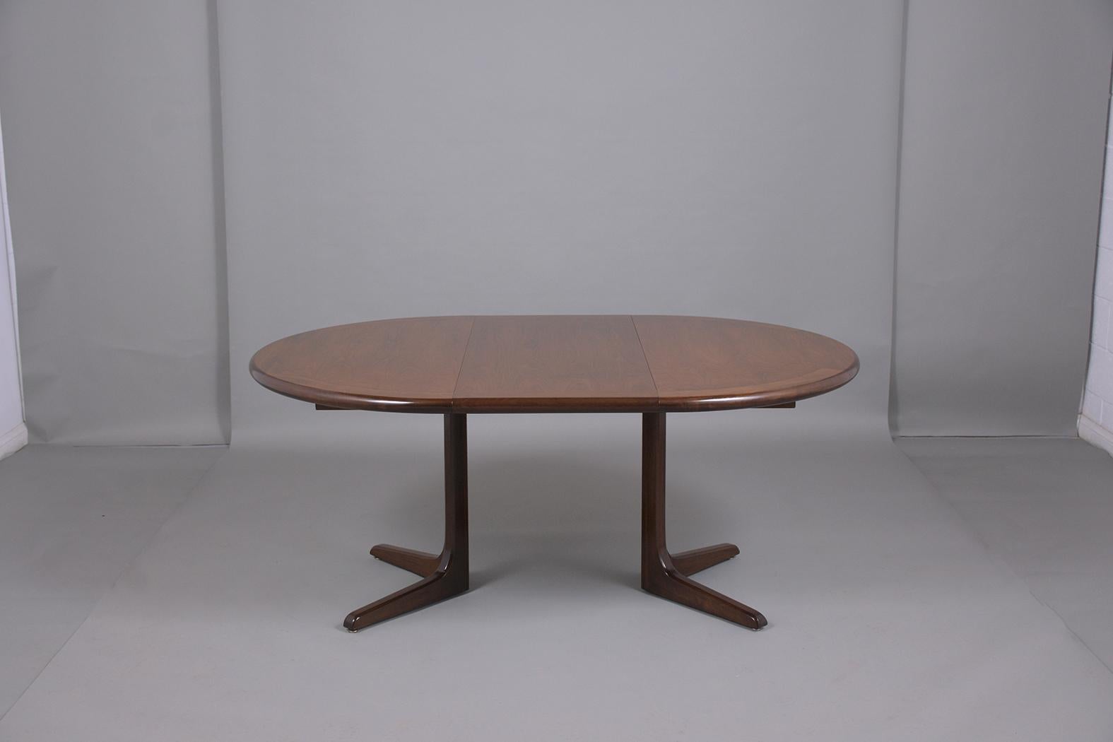 Mid-Century Modern Round Extendable Dining Table 1