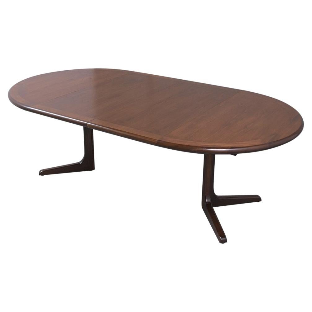 Mid-Century Modern Round Extendable Dining Table