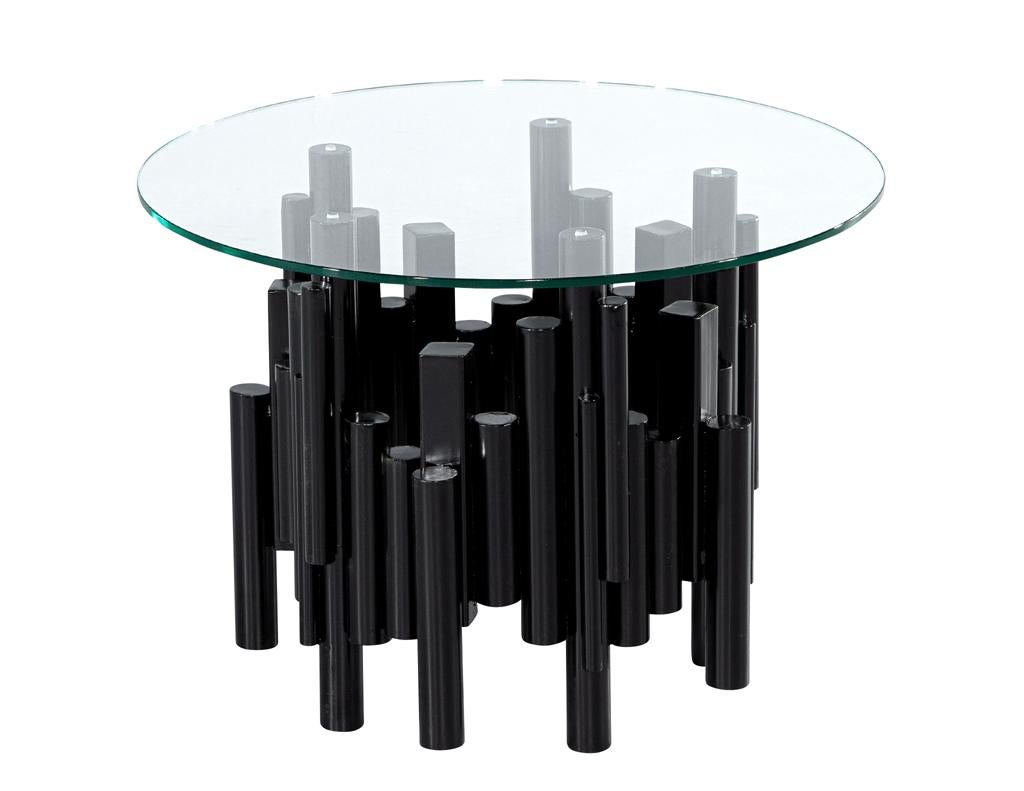 Mid-Century Modern Table ronde en verre et métal The Moderns en vente