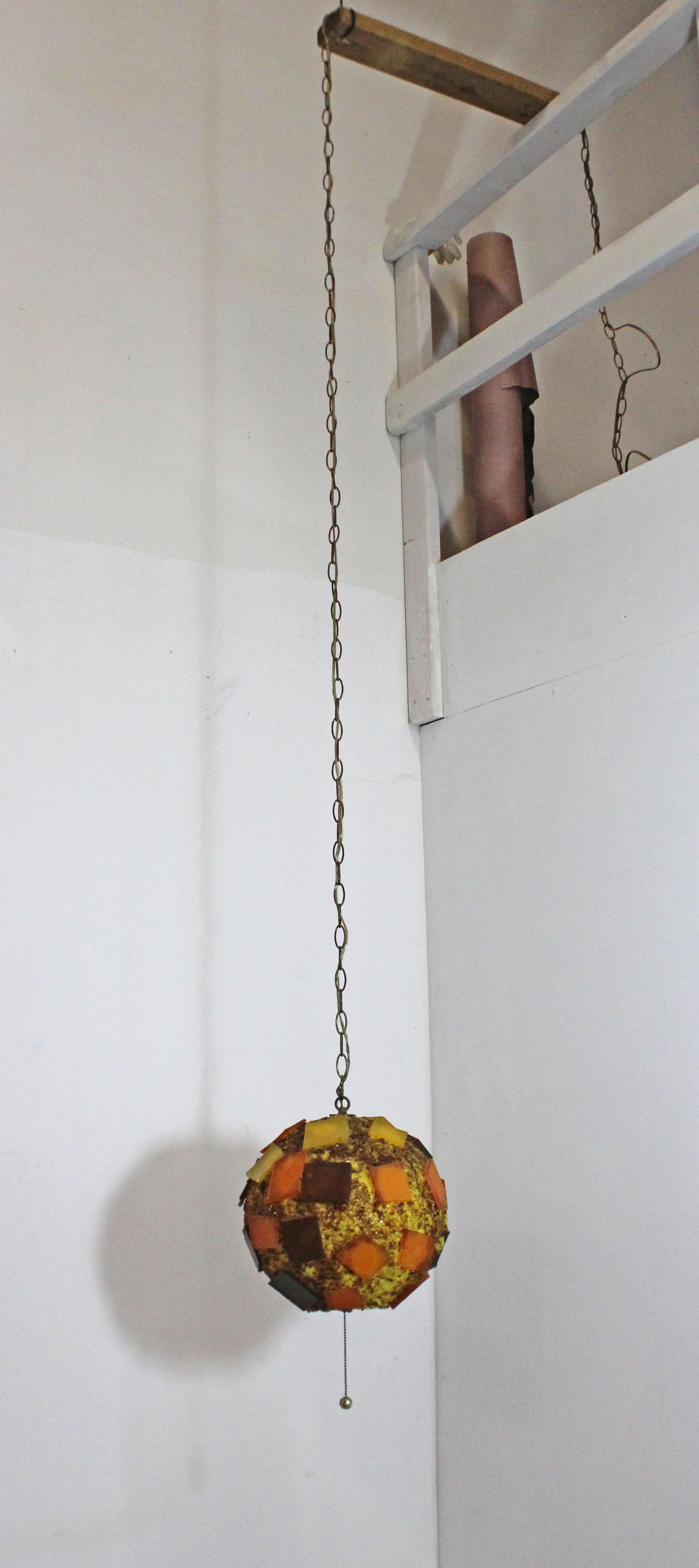 Metal Mid-Century Modern Round Hanging Chain Resin Chandelier Pendant Lamp