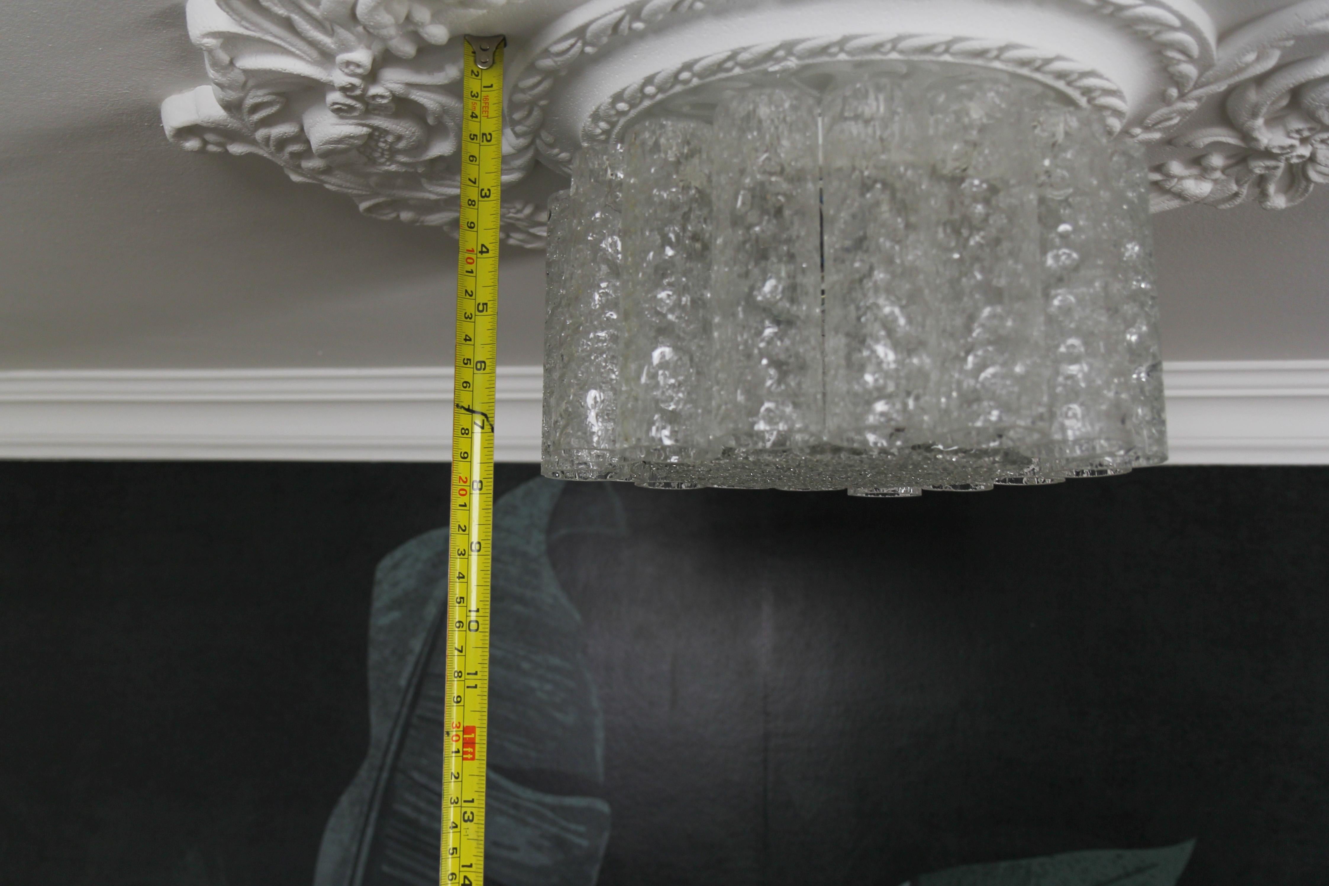 Lampadario rotondo a tubi di vetro di ghiaccio di Doria, anni '60 ca. in vendita 9
