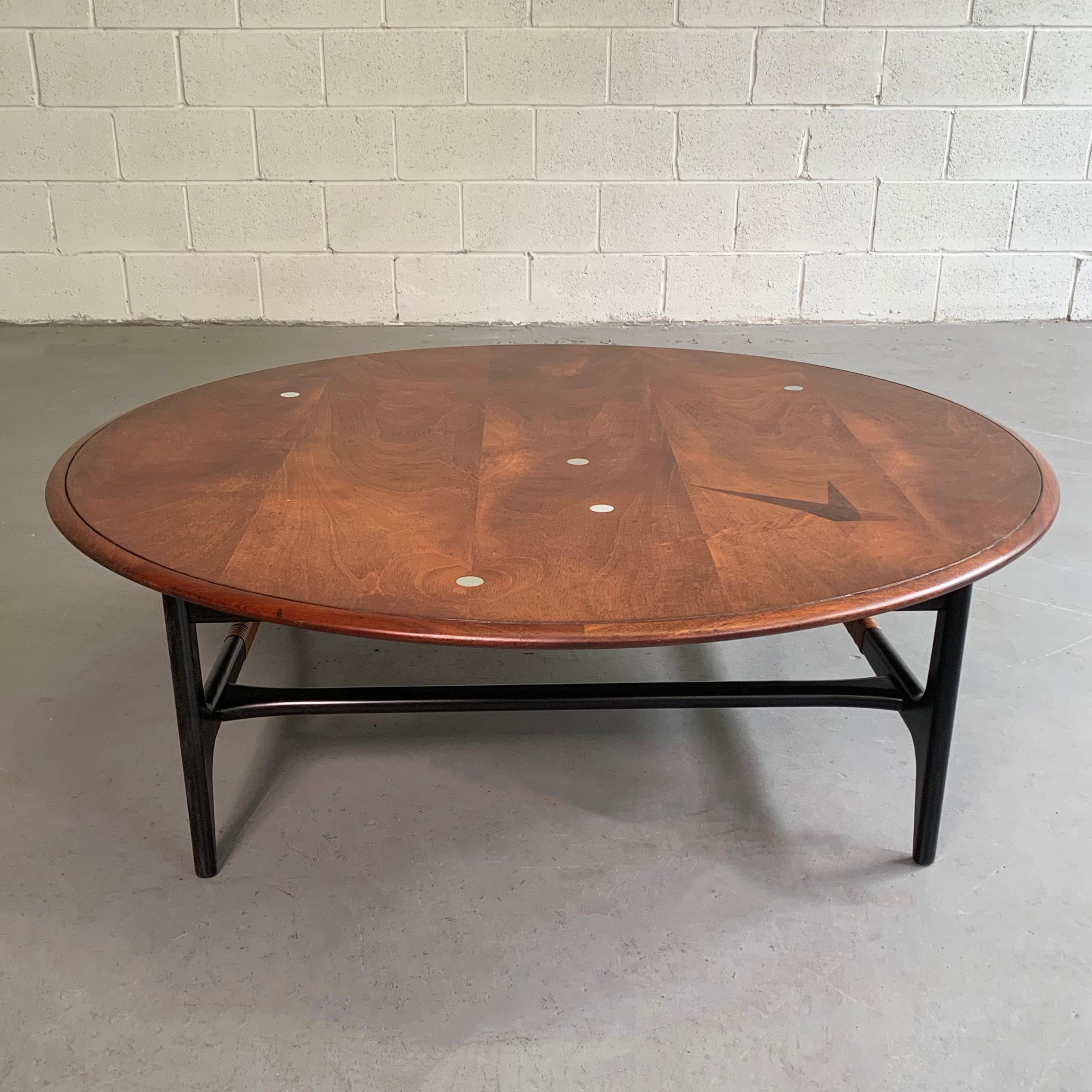 Mid-Century Modern Round Inlay Walnut Coffee Table by Lane Alta Vista In Good Condition In Brooklyn, NY