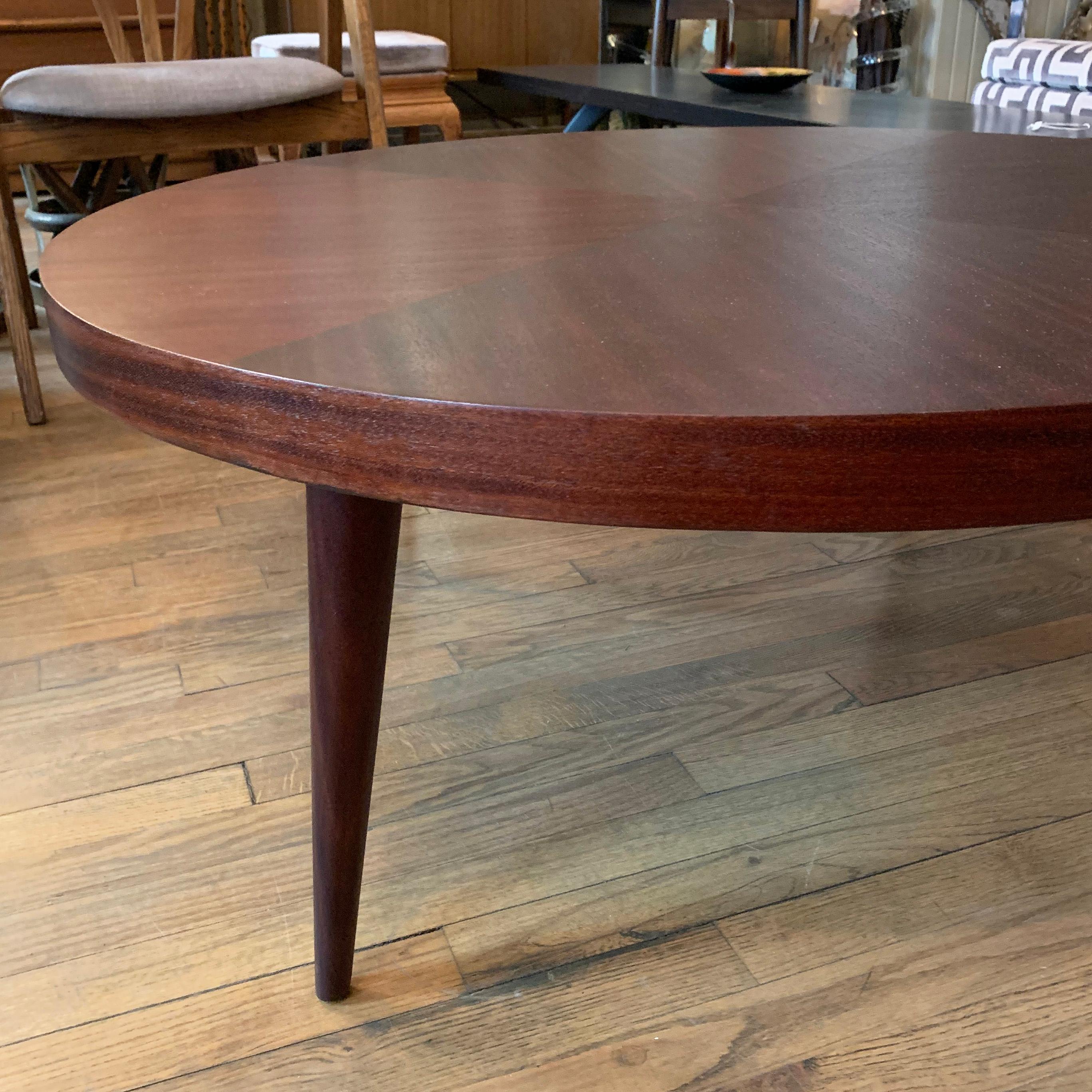 20th Century Mid-Century Modern Round Mahogany Coffee Table