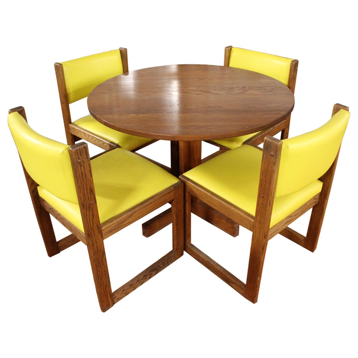 Mid-Century Modern Round Oval Expandable Dinette Dining Table 4 Chairs, 1950s
