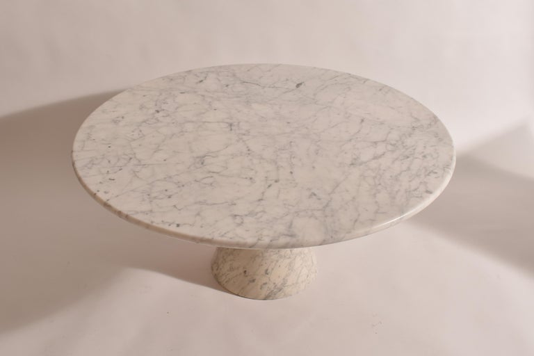 MidCentury Modern Round Pedestal Carrara Marble Coffee Table, Italy