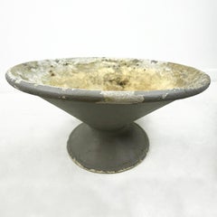 Mid-Century Modern Round Planter by Willy Guhl for Eternit in Switzerland