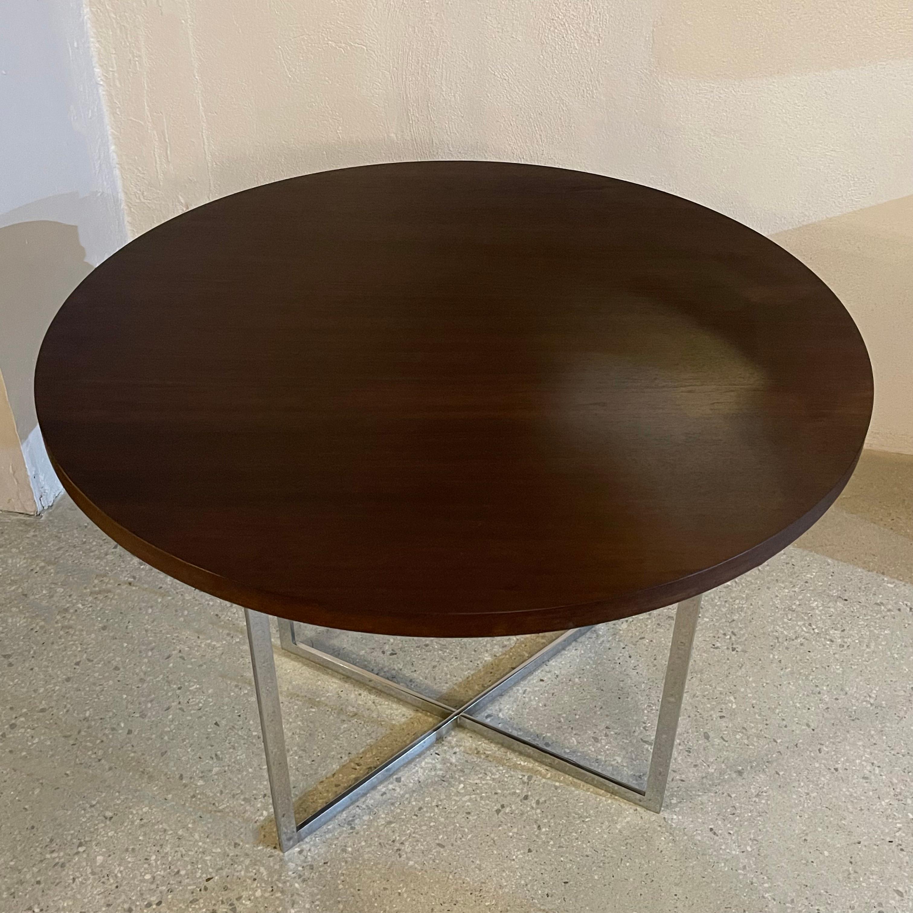 Mid-Century Modern Round Rosewood And Chrome X Base Dining Table For Sale 4