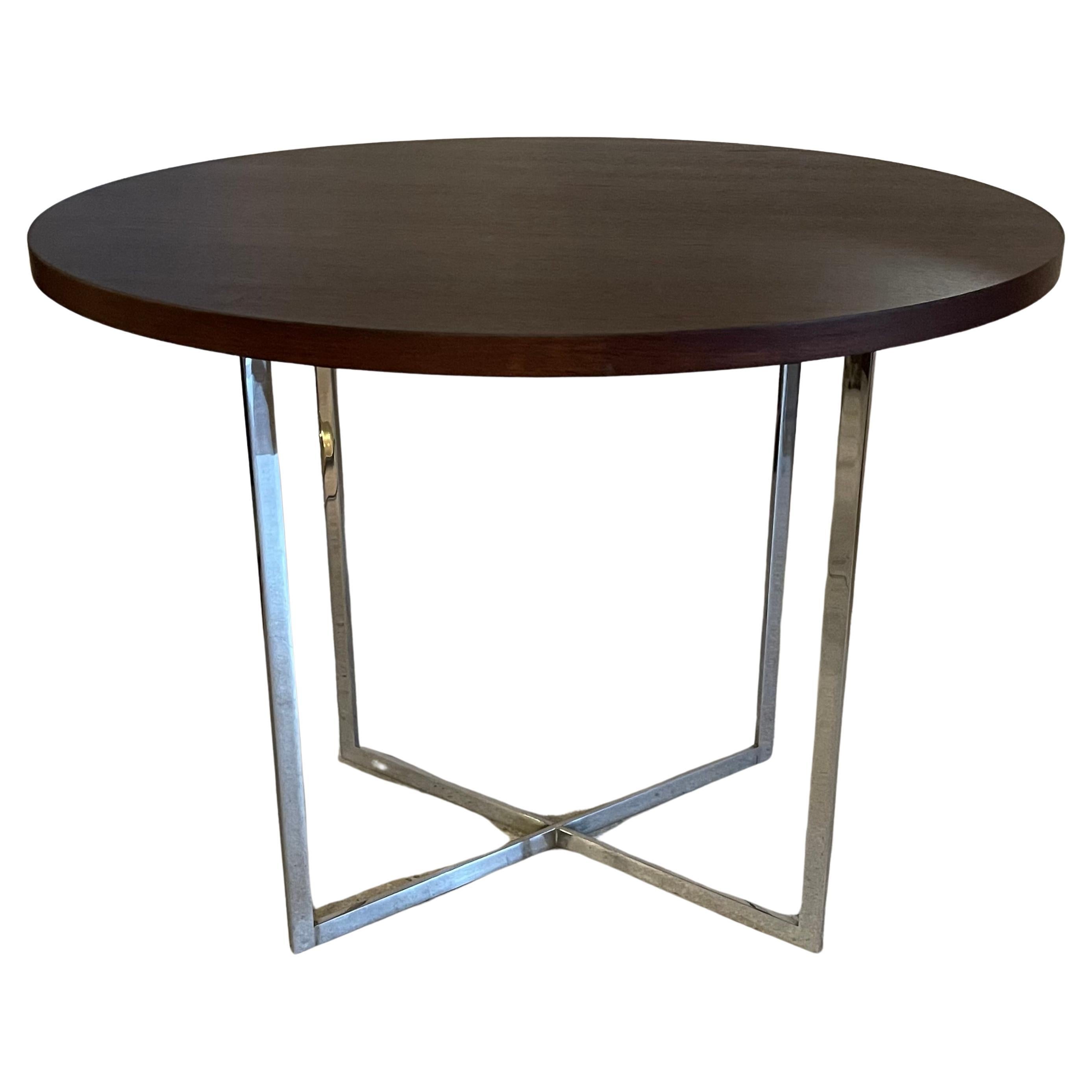 Mid-Century Modern Round Rosewood And Chrome X Base Dining Table For Sale