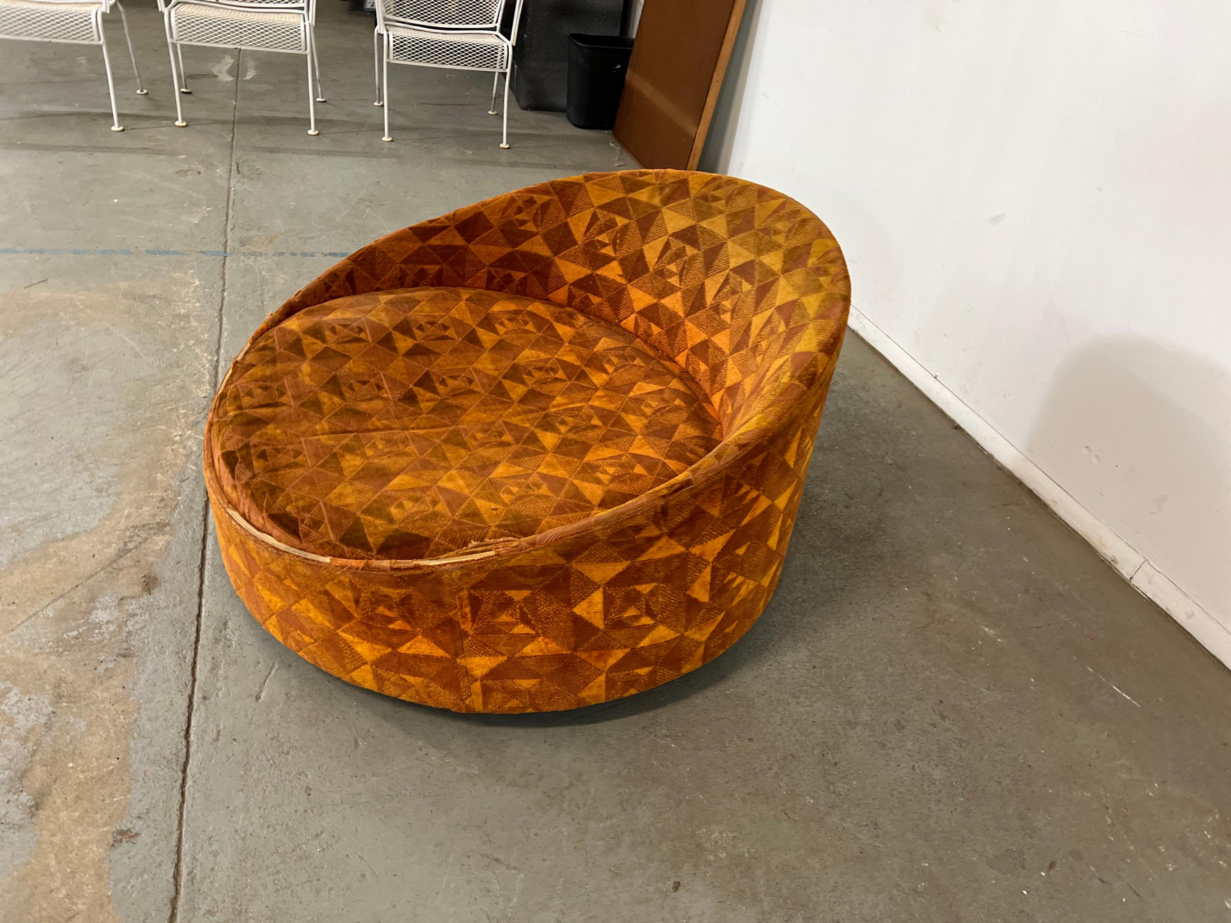 Mid-Century Modern Round Satellite Chair by Adrian Pearsall for Craft Associates In Fair Condition In Wilmington, DE