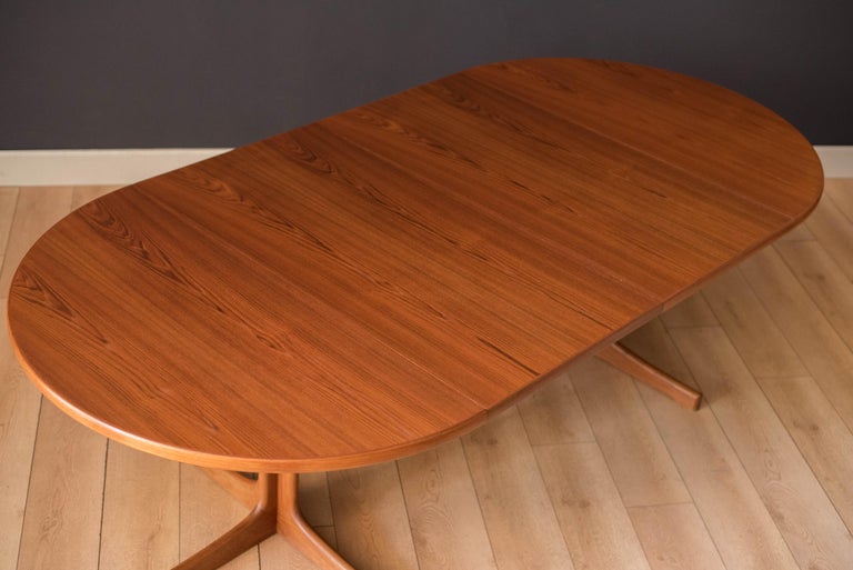 Mid Century Modern Round Teak Pedestal Dining Table by Karl-Erik Ekselius For Sale 4