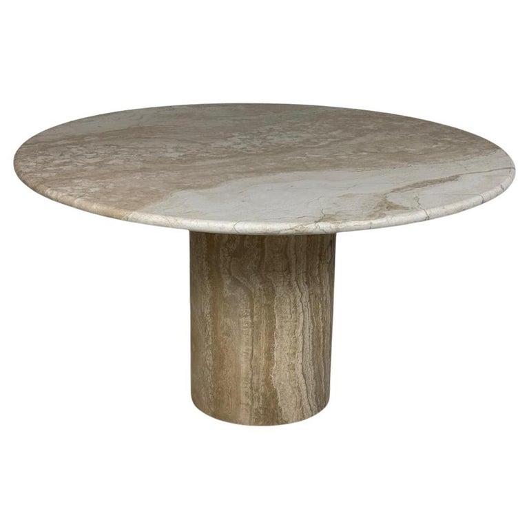 Mid-Century Modern Round Travertine Dining Table, 1970s In Good Condition For Sale In Brussels, BE